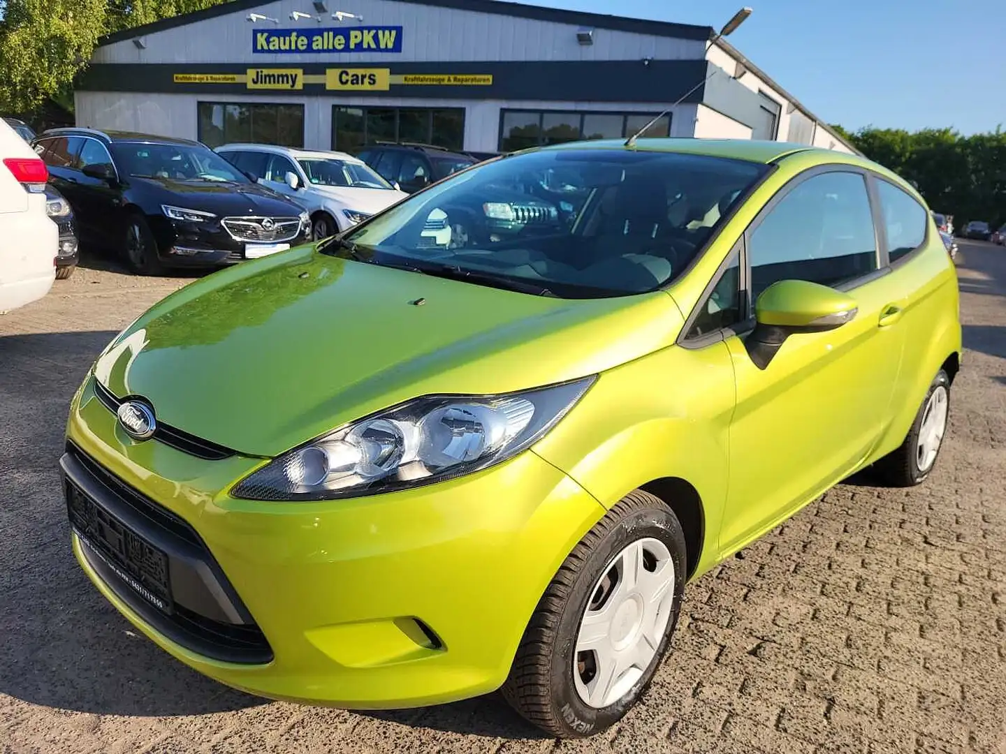 Ford Fiesta 3-Türer 1.25 Ambiente Grün - 1