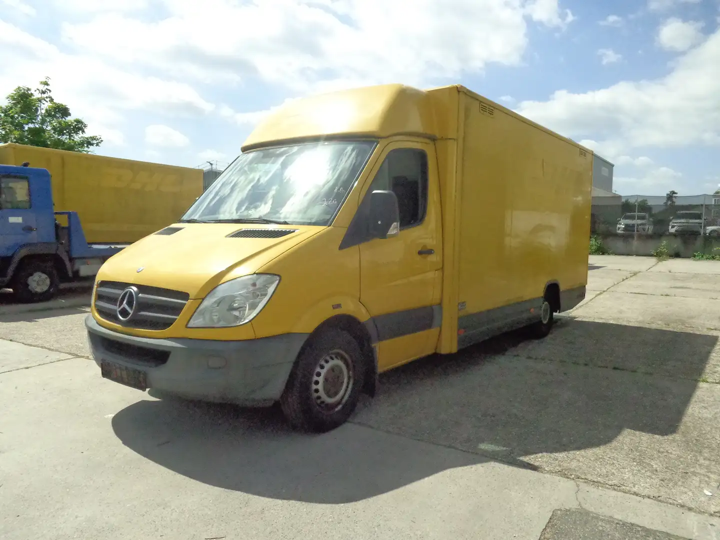 Mercedes-Benz Sprinter 310/311/313/314/316 CDI (906.131/132/133/135) Gelb - 2