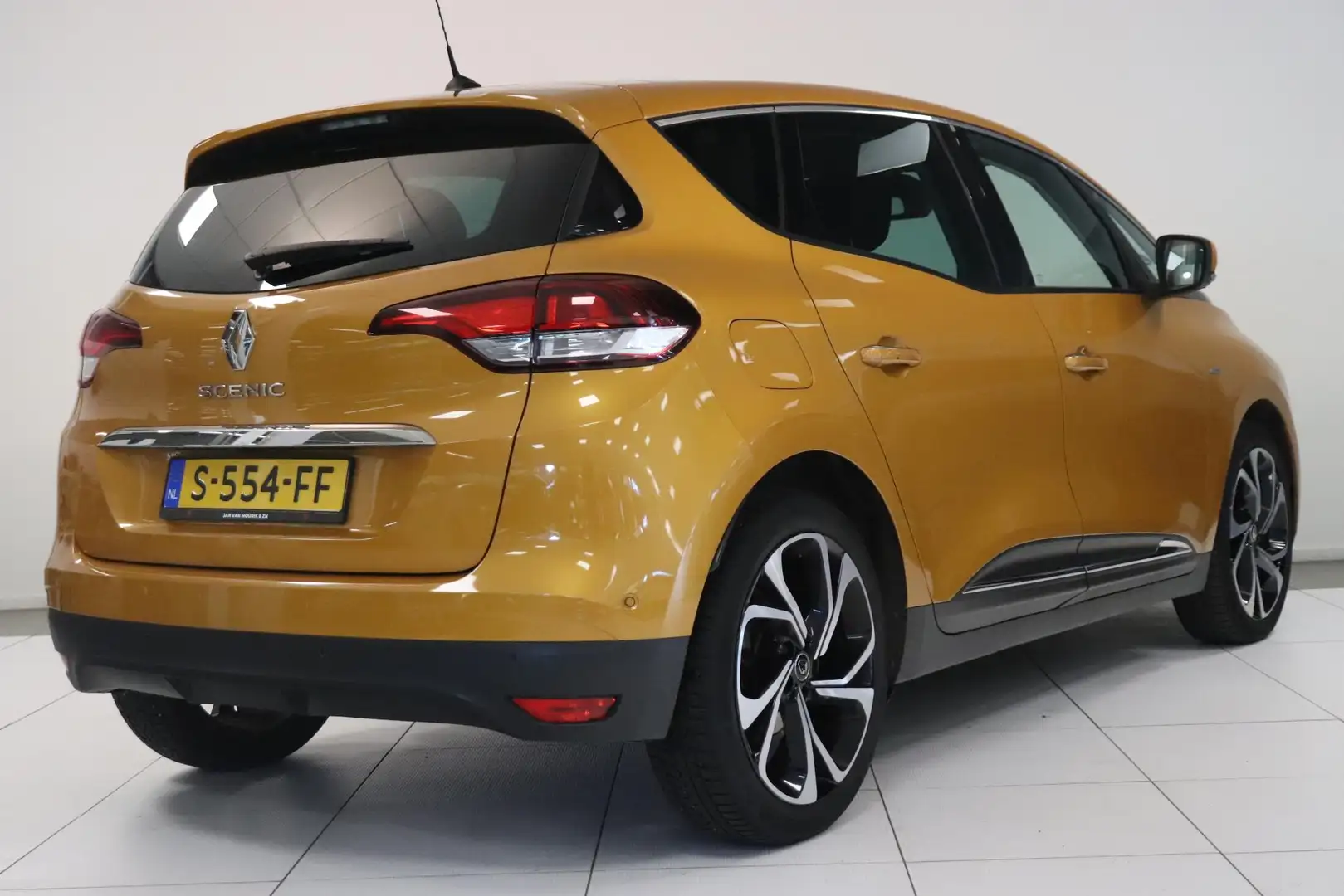 Renault Scenic 1.3 TCe Bose | Camera | BOSE audio | Leder | Panor Oranje - 2