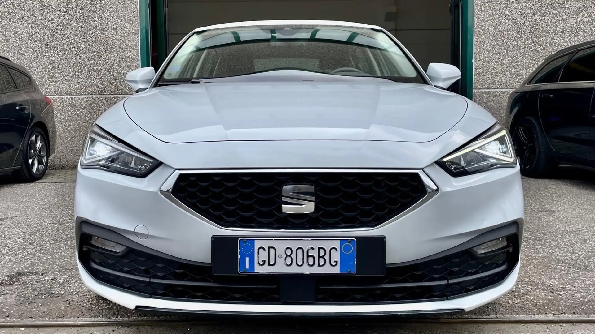 SEAT Leon 2.0 TDI 150 CV DSG Style Bianco - 2