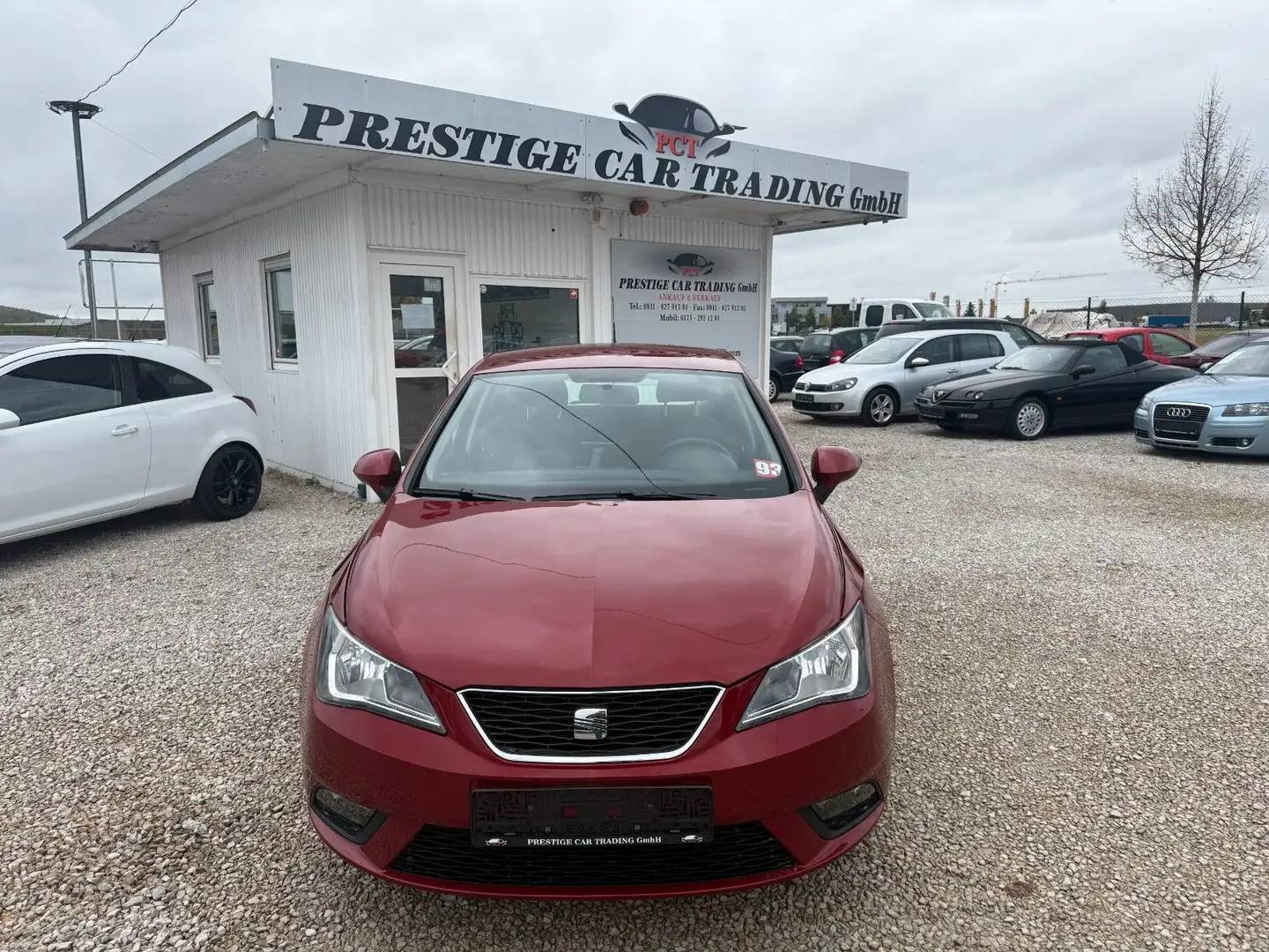 SEAT Ibiza 1.6 TDI Style Salsa*NAVI*AHK*TEMPOMAT*E5* Červená - 2