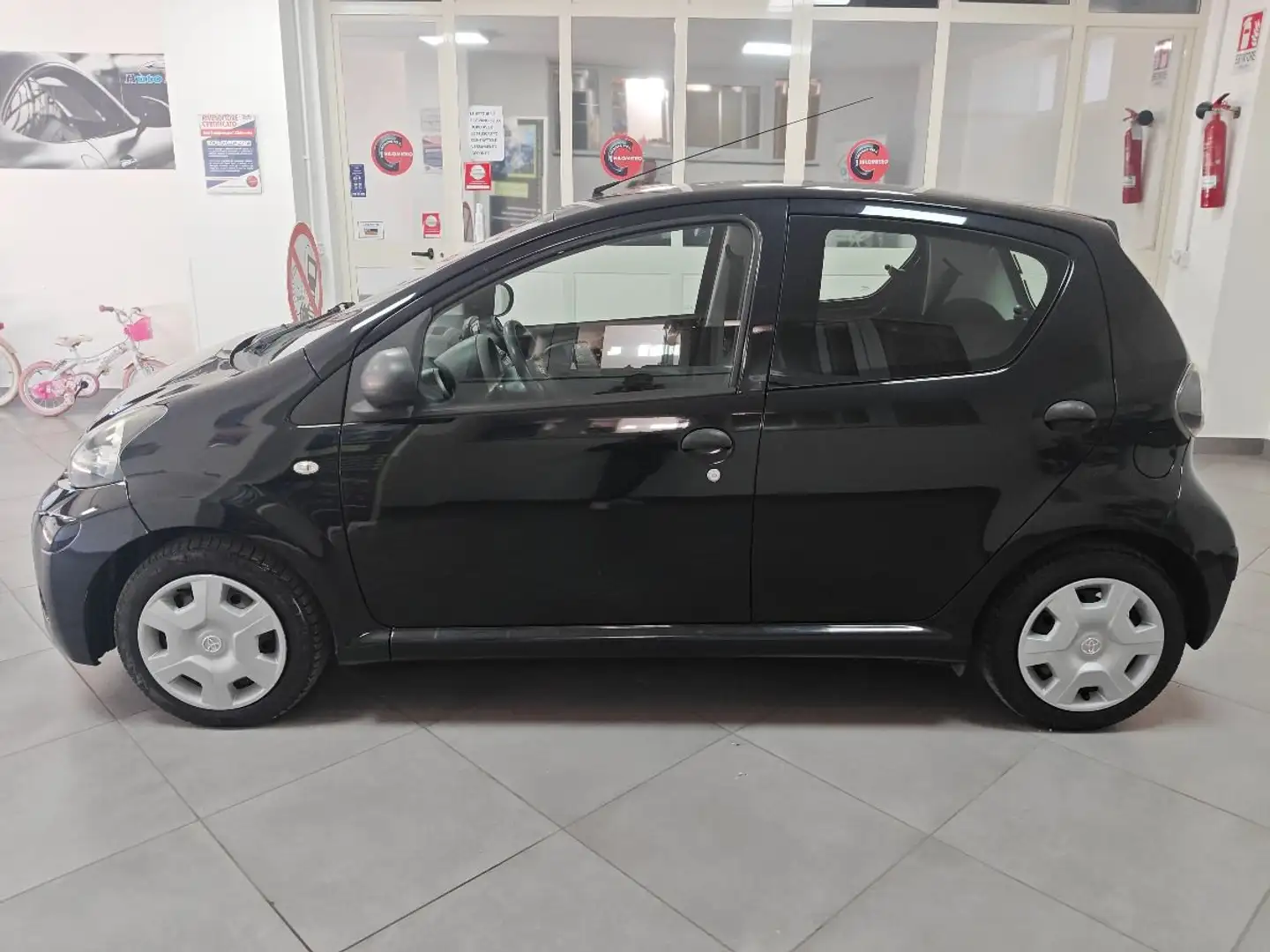 Toyota Aygo Aygo 1.0 12V VVT-i 5 porte Active Connect Nero - 2