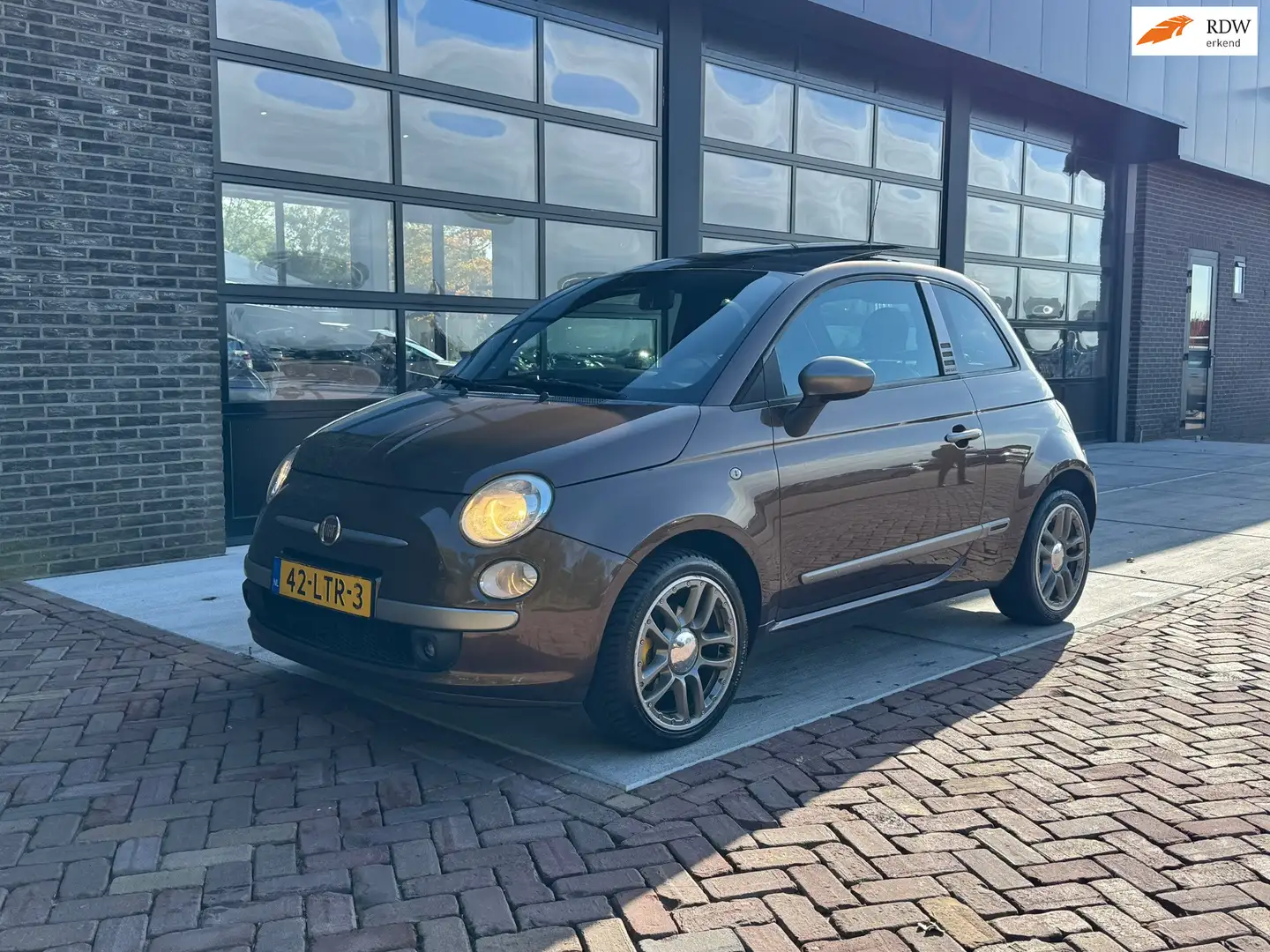 Fiat 500 1.4-16V byDiesel | Pano | 1/2 Leer | Airco | Sport Bruin - 1