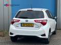 Toyota Yaris 1.5 Hybrid Design Red AUT CAMERA PDC EERSTE EIG Wit - thumbnail 16