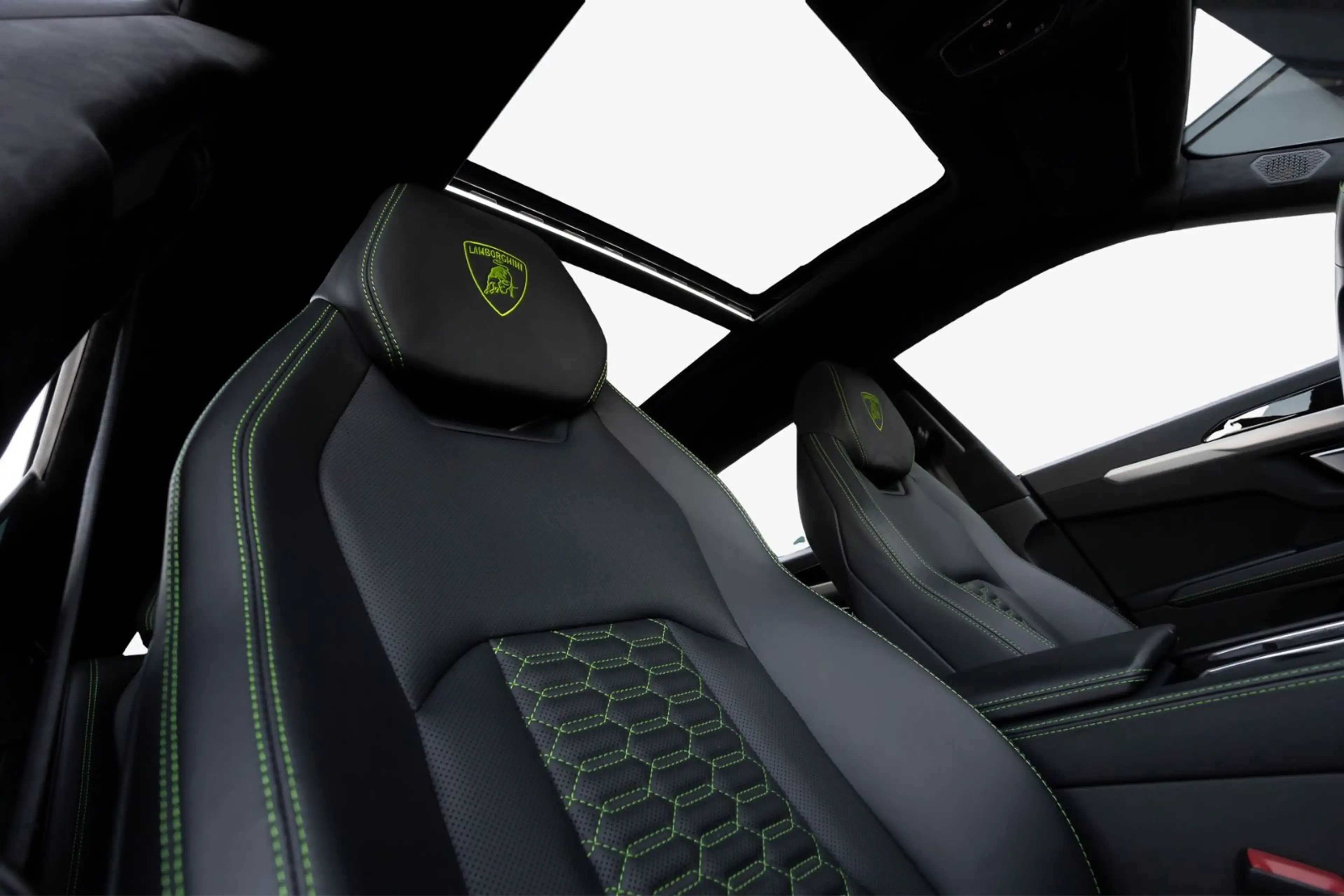 Lamborghini Urus °B&O°PANO°360°HUD°MASS°LUFT° — photo 14