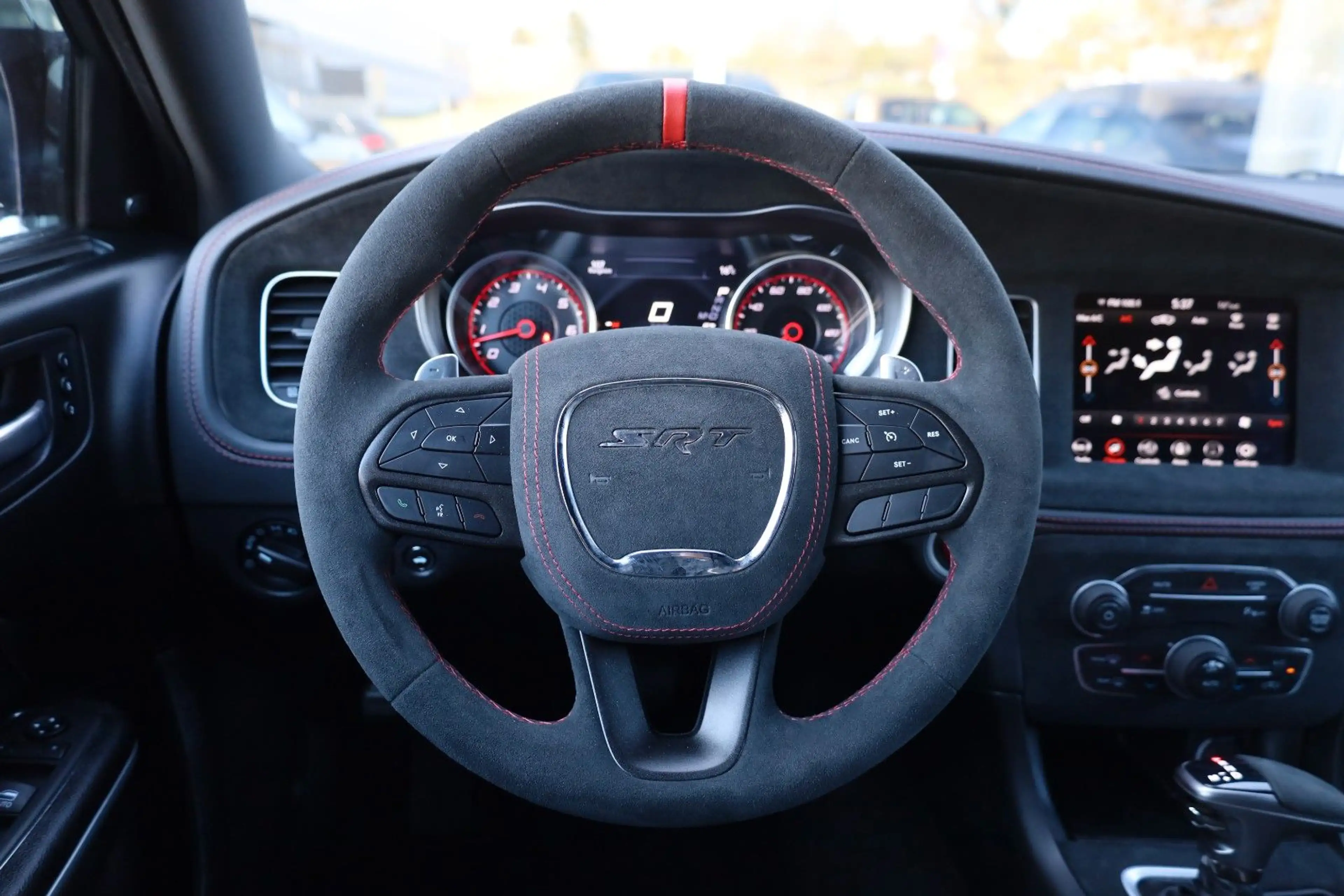 Dodge Charger 3.6 SXT/SHZ/SBL/LHZ/WIFI/ALPINE/RFK/R20 — photo 10