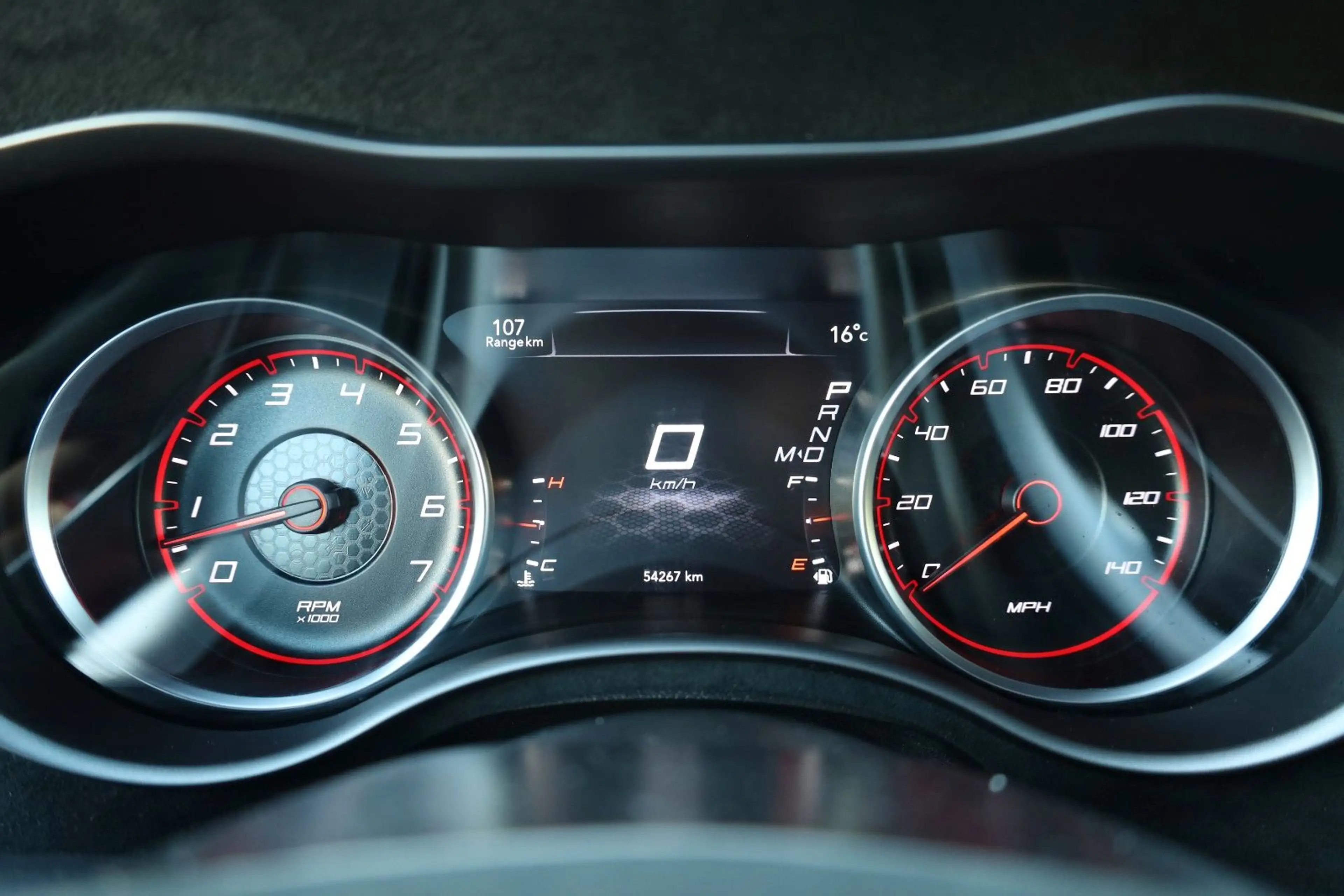 Dodge Charger 3.6 SXT/SHZ/SBL/LHZ/WIFI/ALPINE/RFK/R20 — photo 12