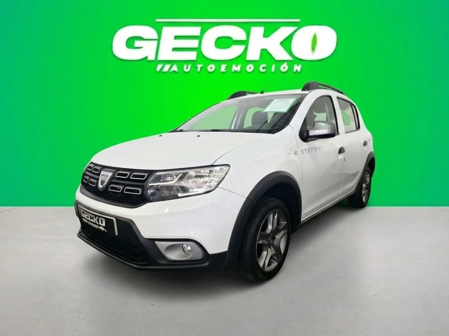 Dacia Sandero Todoterreno 75cv Manual de 5 Puertas Blanco - 1
