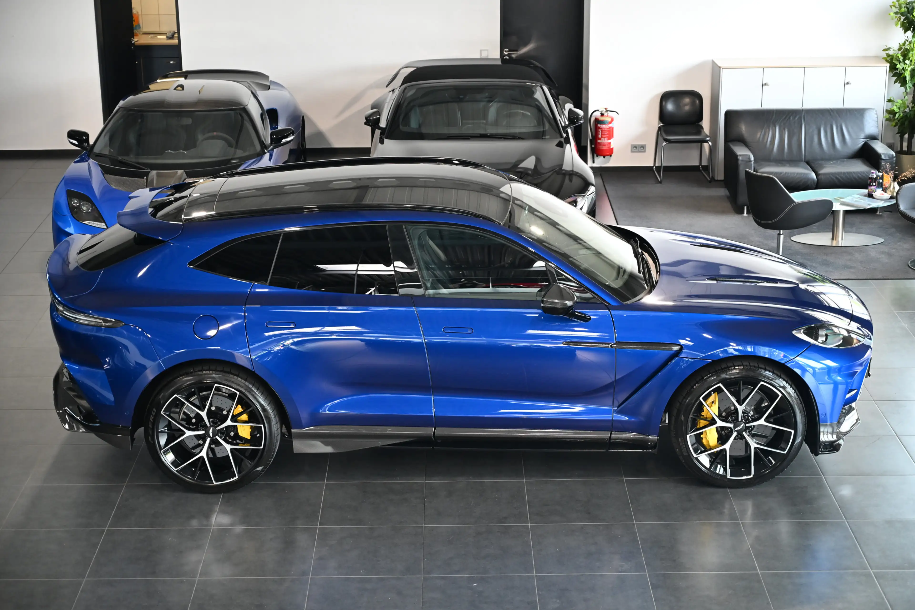 Aston Martin DBX 707 Q-Ion-Blue UPE:338.300€ Voll Carbon B&W — photo 11