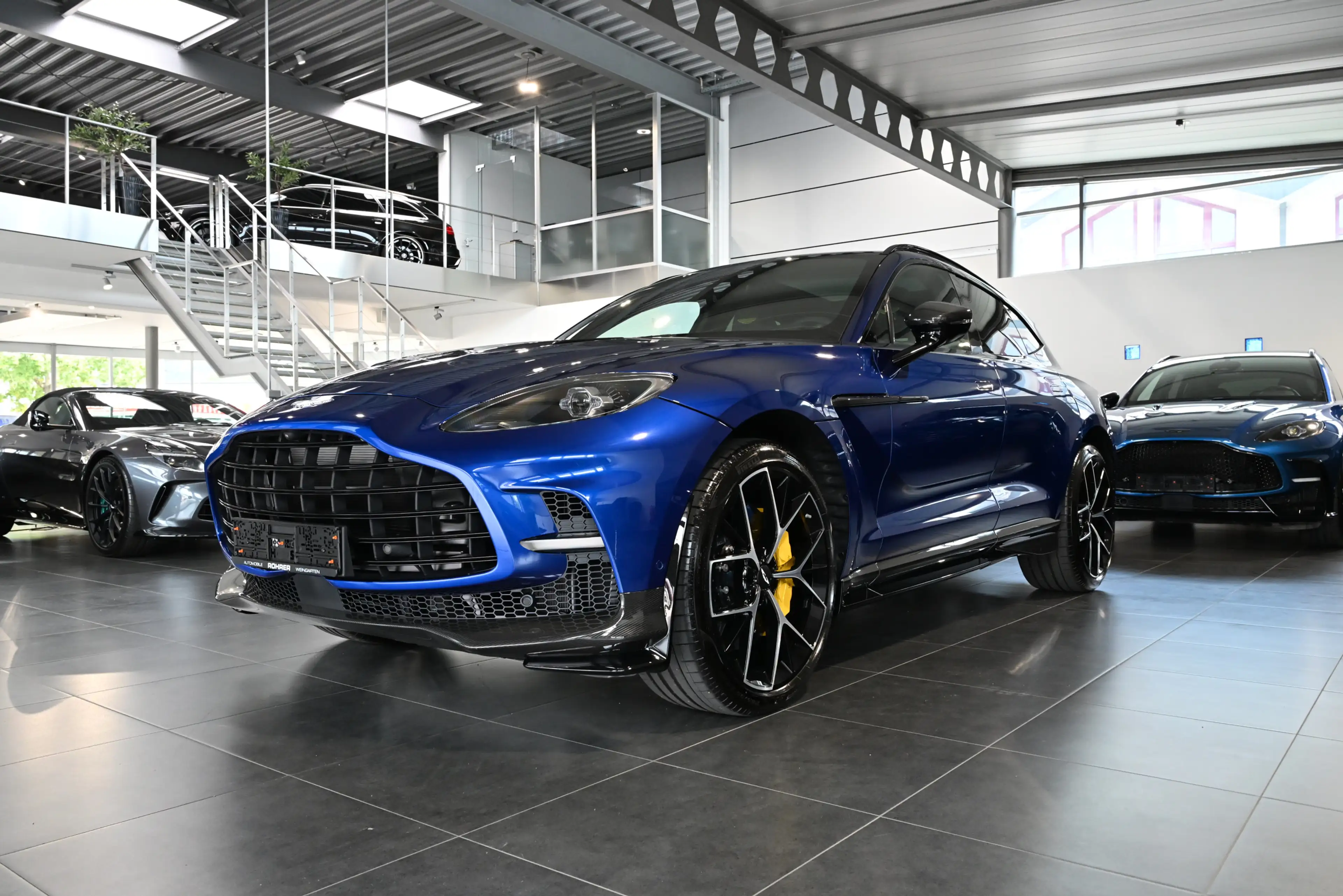 Aston Martin DBX 707 Q-Ion-Blue UPE:338.300€ Voll Carbon B&W — photo 4