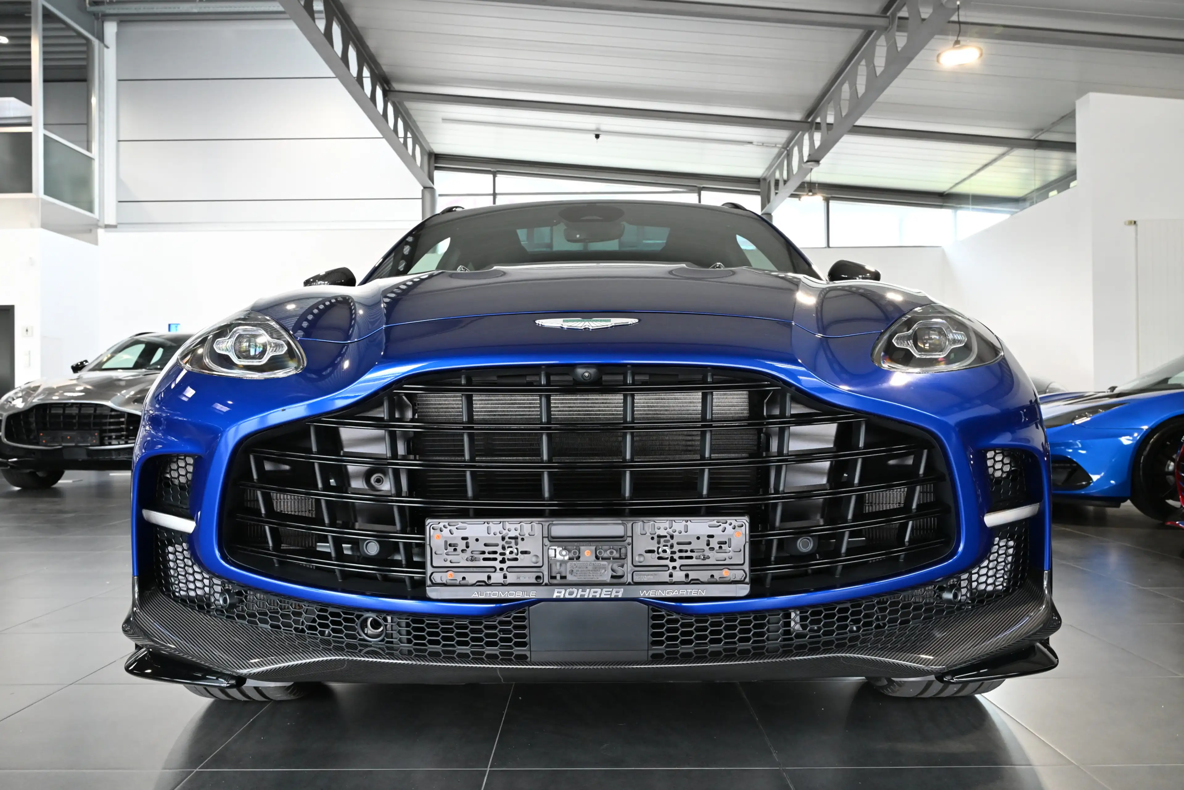 Aston Martin DBX 707 Q-Ion-Blue UPE:338.300€ Voll Carbon B&W — photo 5