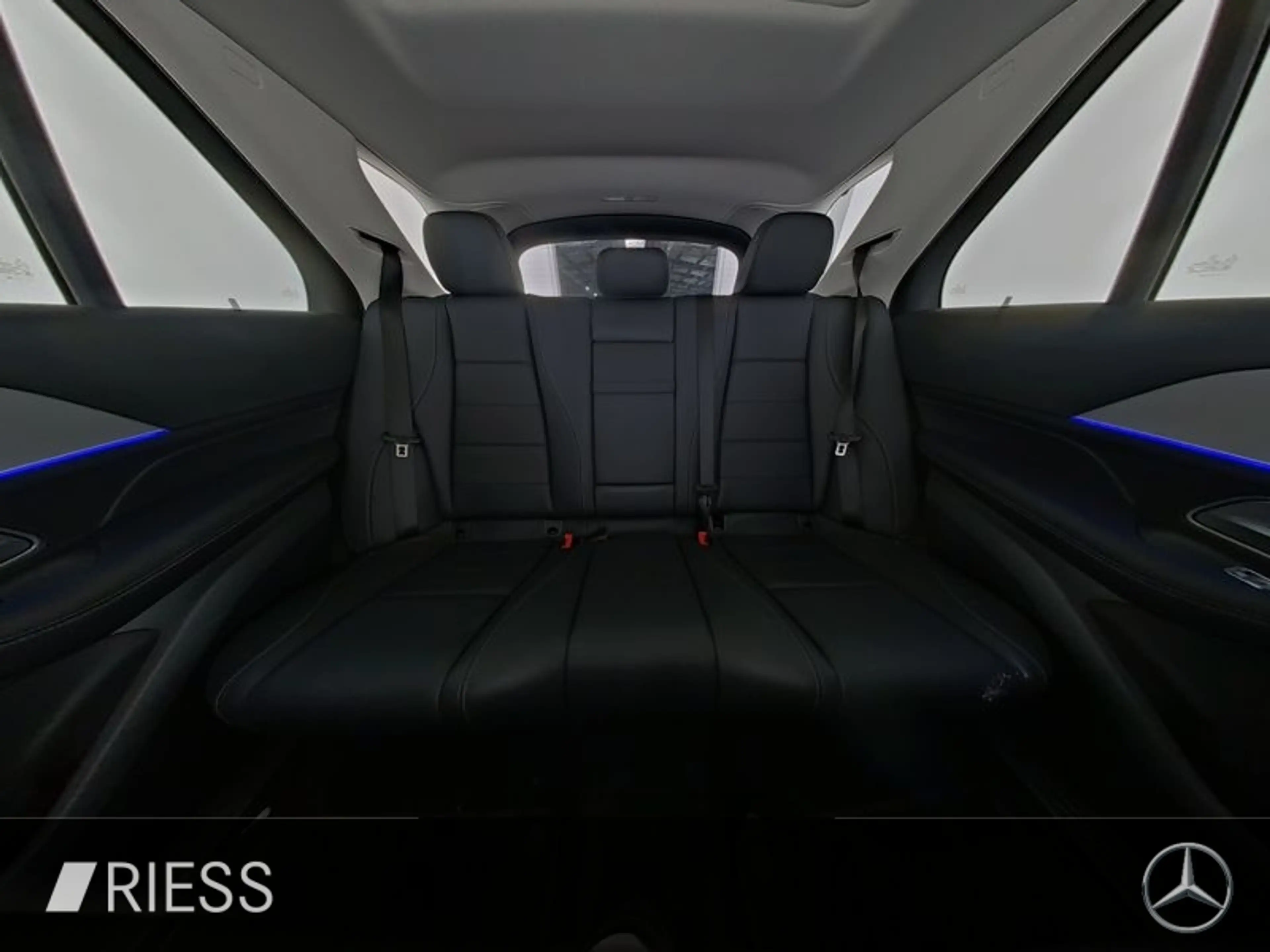 Mercedes-Benz GLE 350 de 4MATIC mit EQ Hybrid Technologie 360 — photo 8
