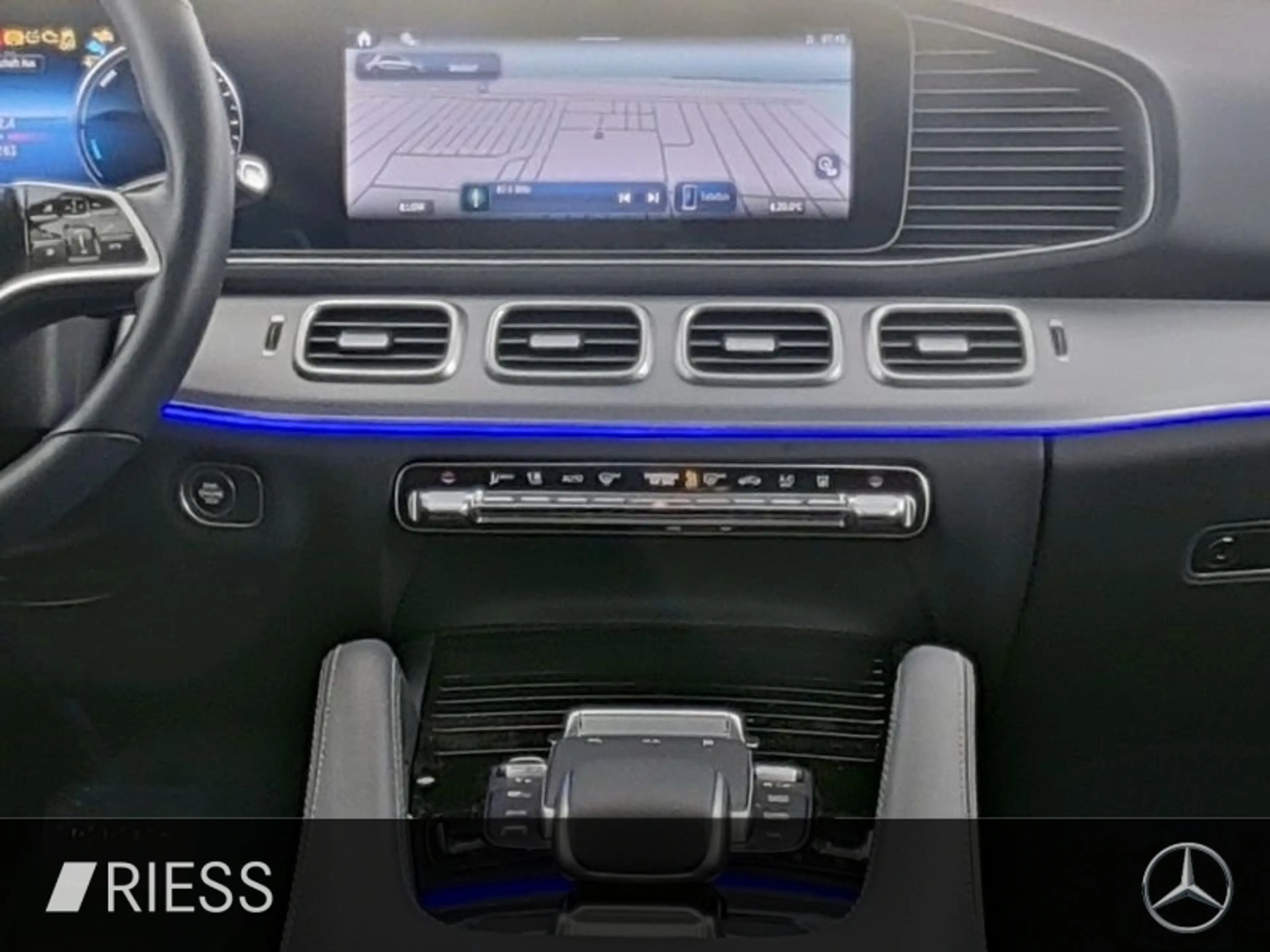 Mercedes-Benz GLE 350 de 4MATIC mit EQ Hybrid Technologie 360 — photo 10
