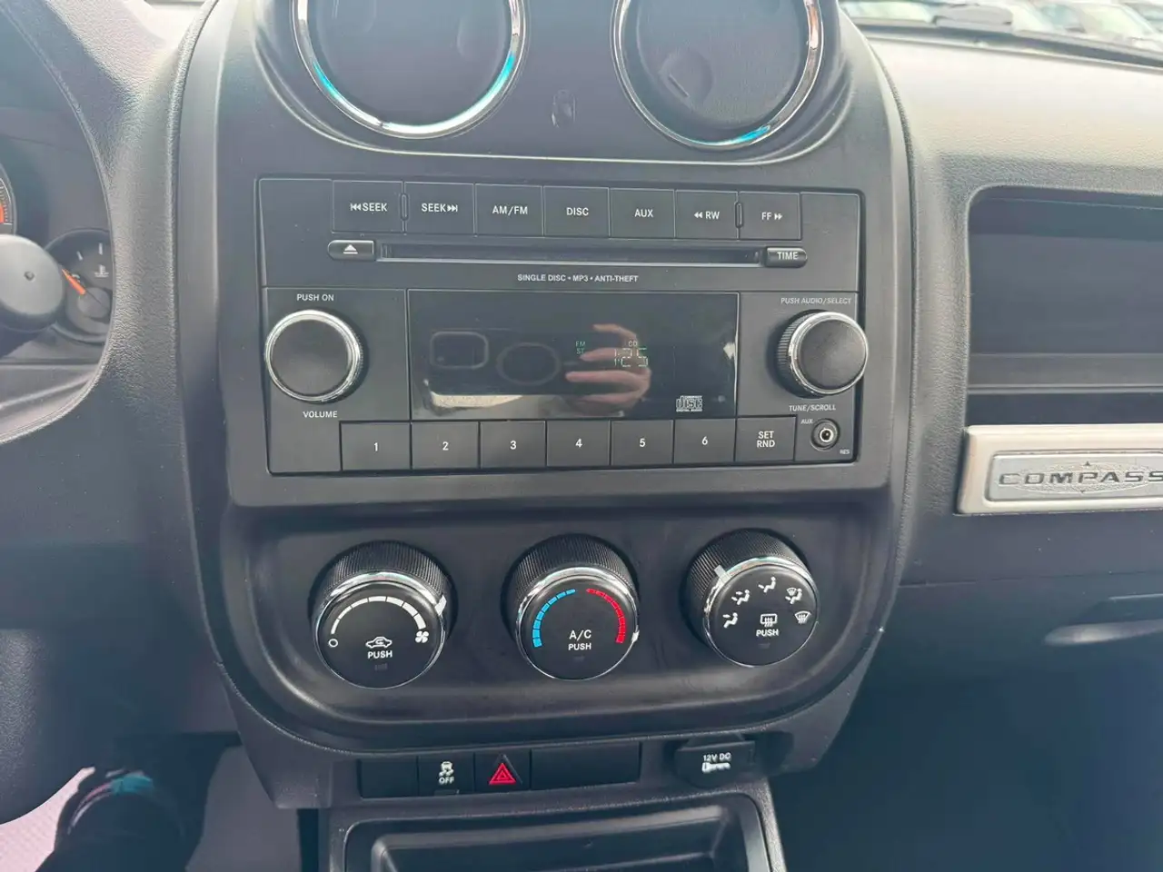 Jeep Compass photo Jeep Compass
