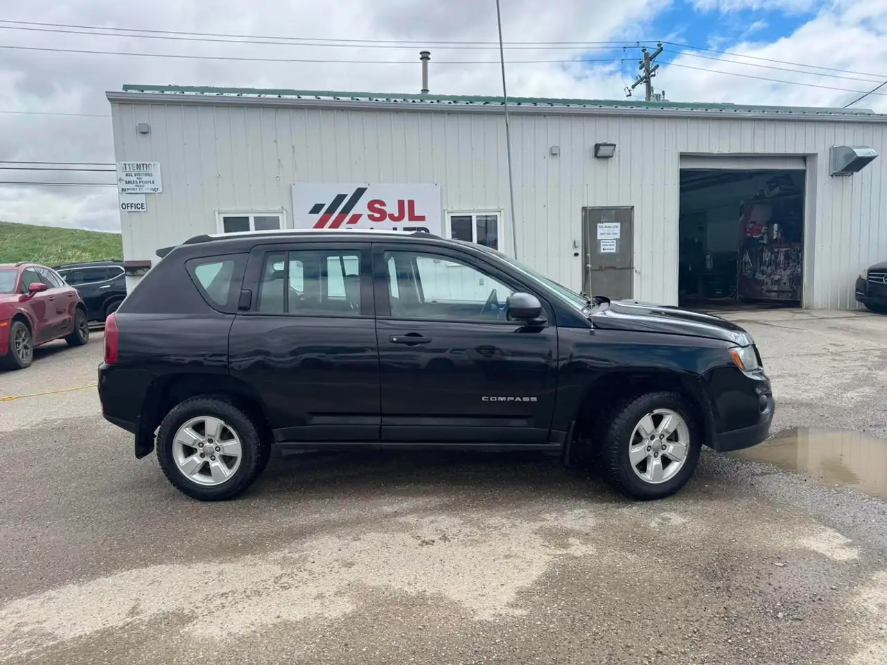 Jeep Compass photo Jeep Compass