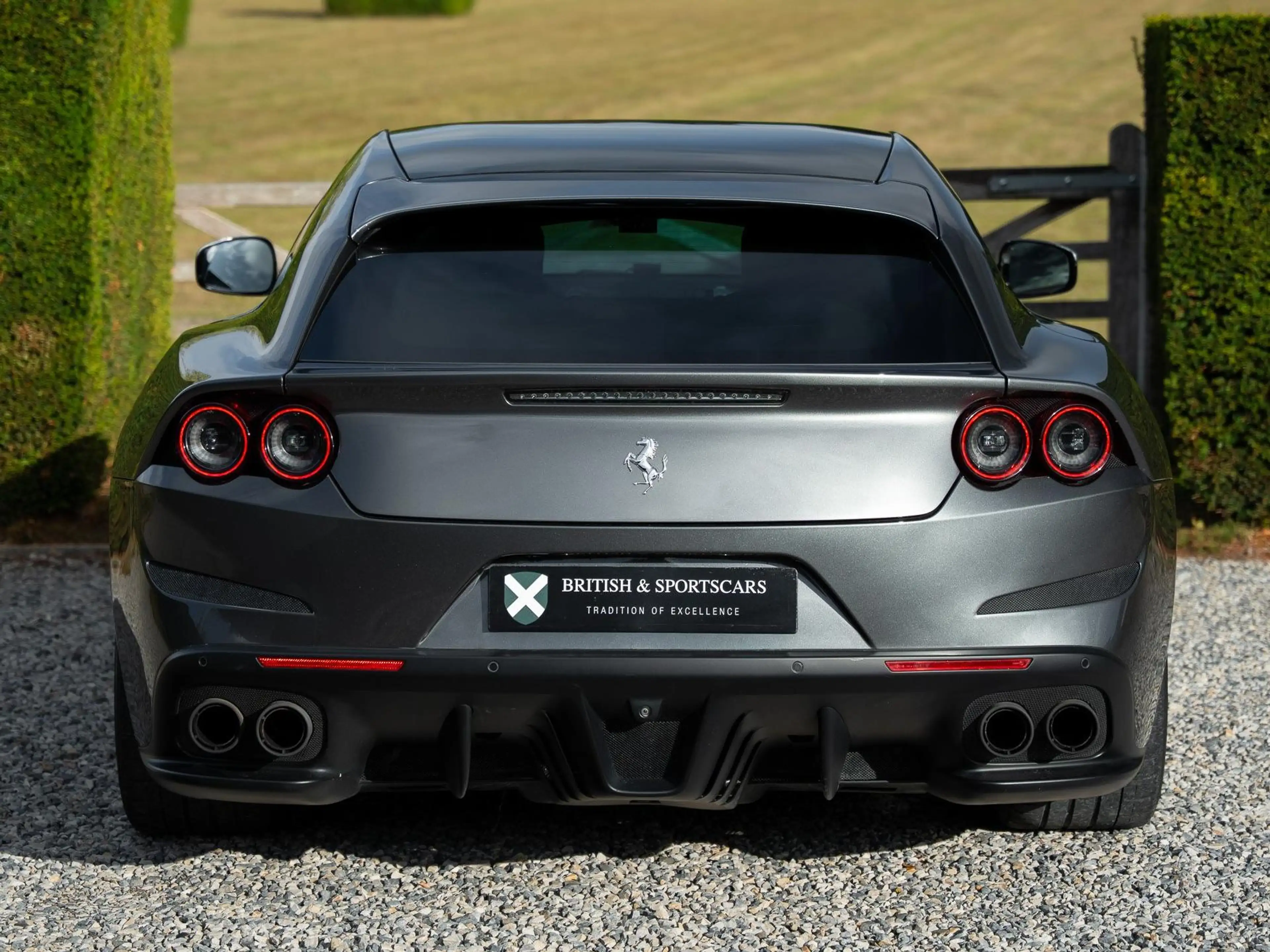 Ferrari GTC4 Lusso GTC4 Lusso V12 — photo 7