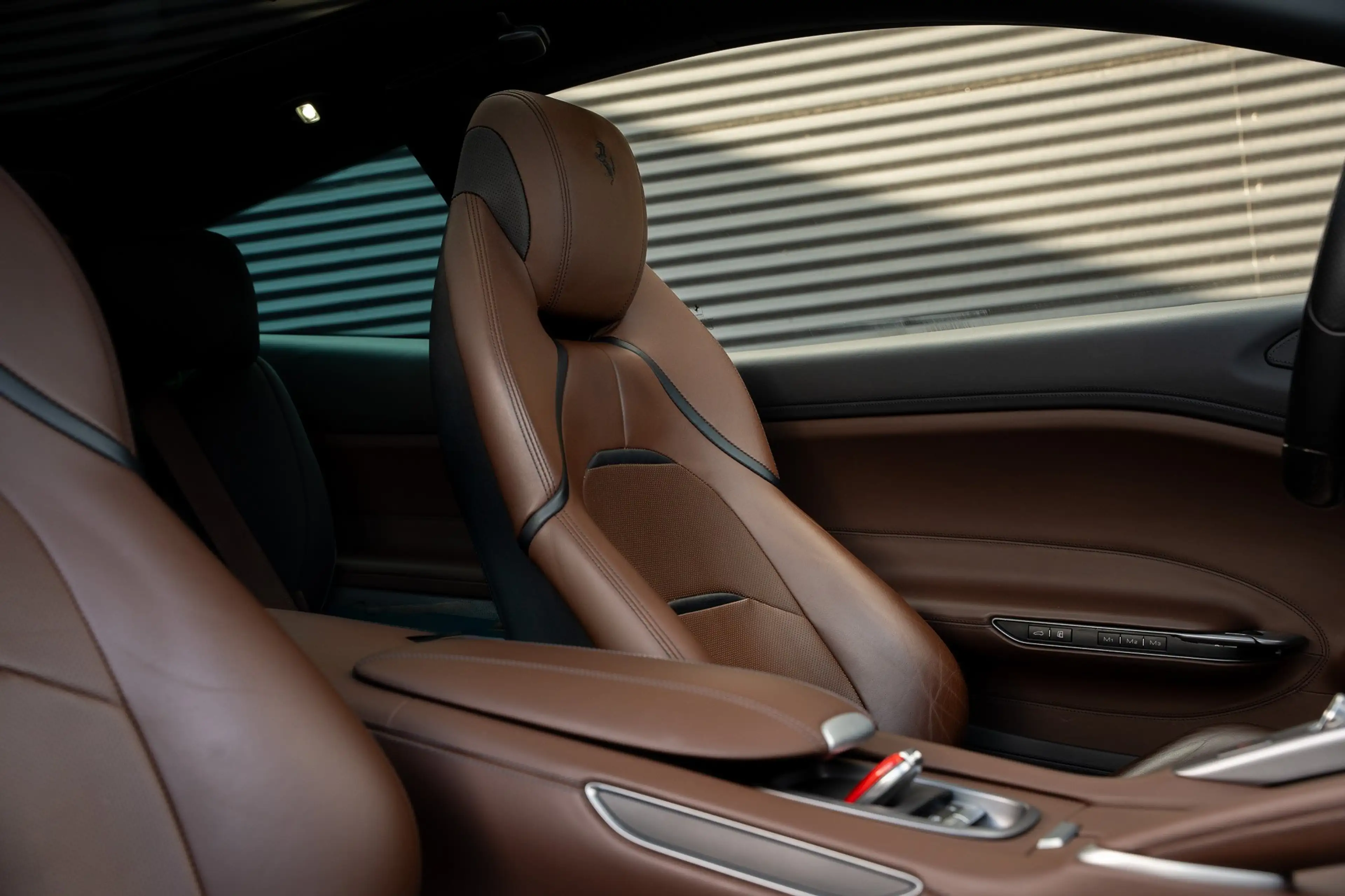 Ferrari GTC4 Lusso GTC4 Lusso V12 — photo 14