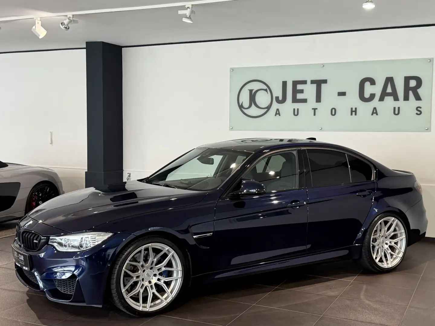 BMW M3 *DE-M Performance AGA-Carbon-360°-HUD-H&K* Blau - 1