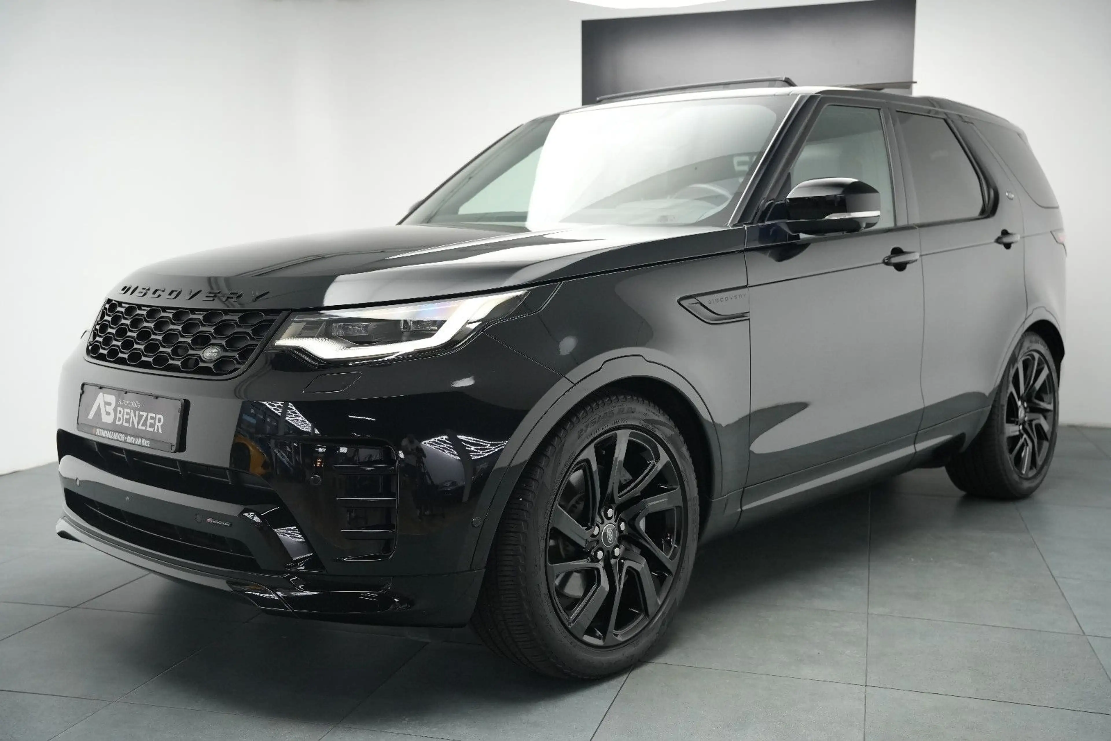 Land Rover Discovery SE*R-Dynamic*7-Sitz*Pano*Meridian*360° — photo 4