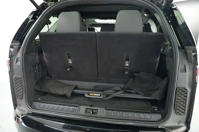 Land Rover Discovery view 29