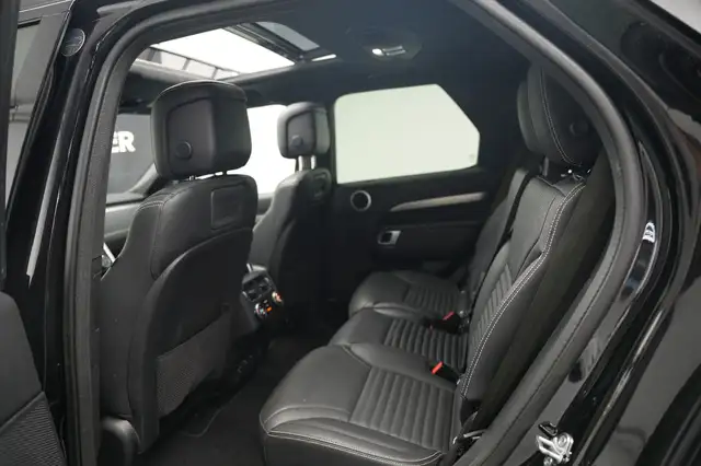 Land Rover Discovery view 26