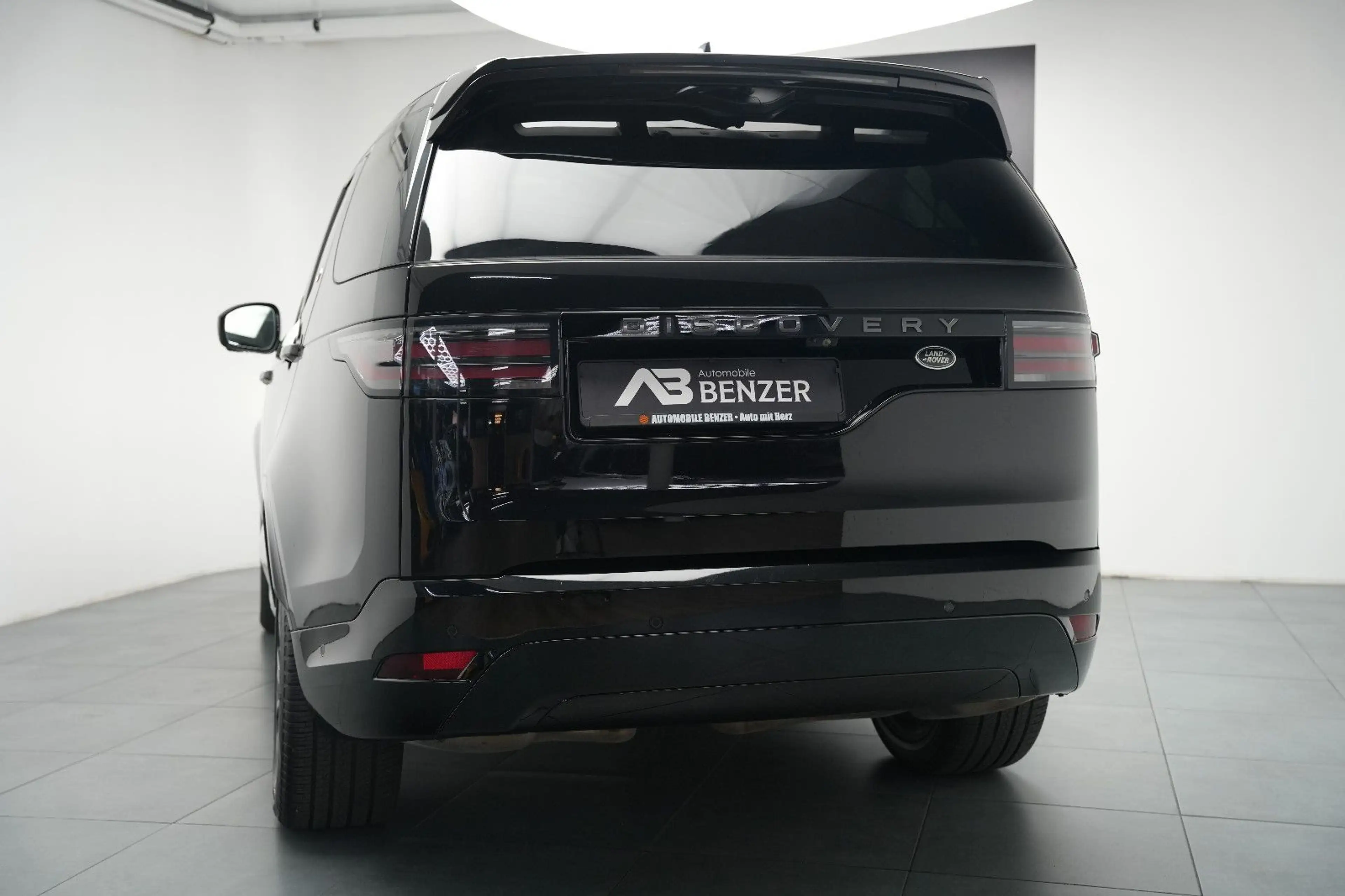 Land Rover Discovery SE*R-Dynamic*7-Sitz*Pano*Meridian*360° — photo 8