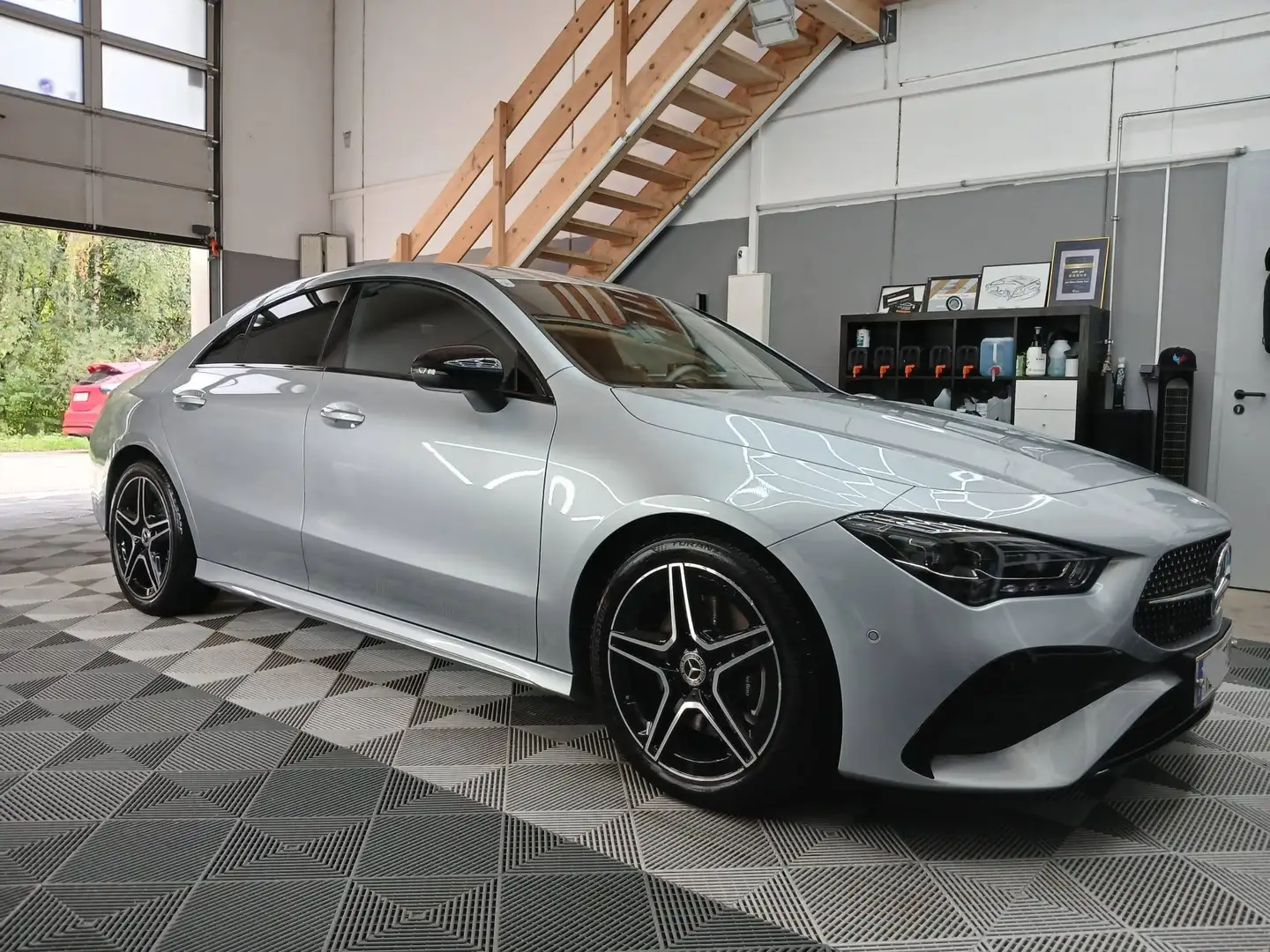 Mercedes-Benz CLA 200 CLA 200d Coupe, AMG LINE Silber - 2