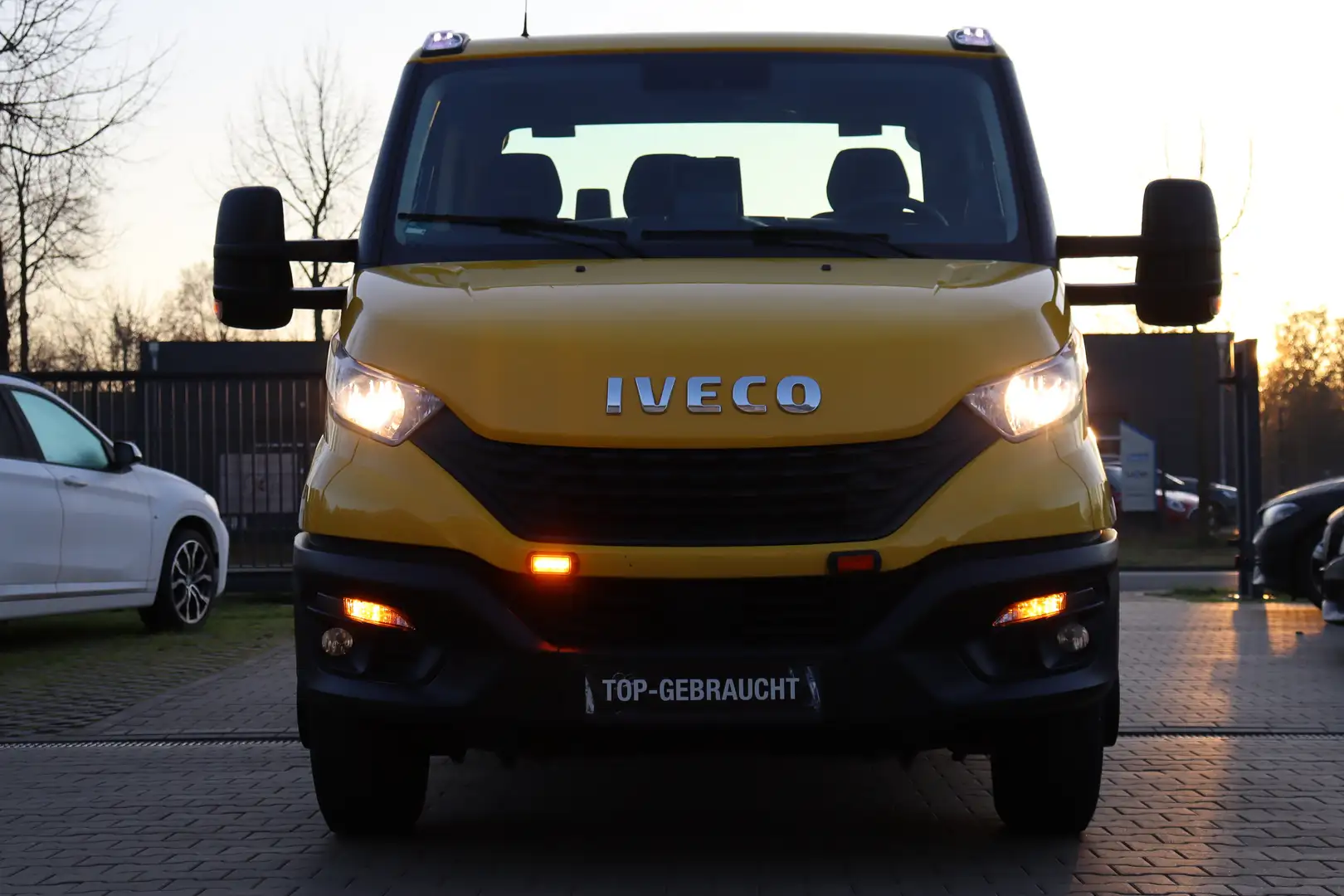 Iveco Daily Abschleppwagen Brille Schiebeplateau 70C18 Gelb - 2