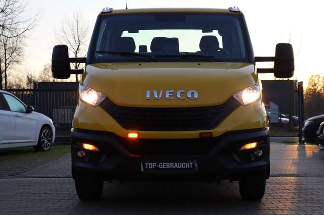 Iveco Daily Abschleppwagen Brille Schiebeplateau 70C18