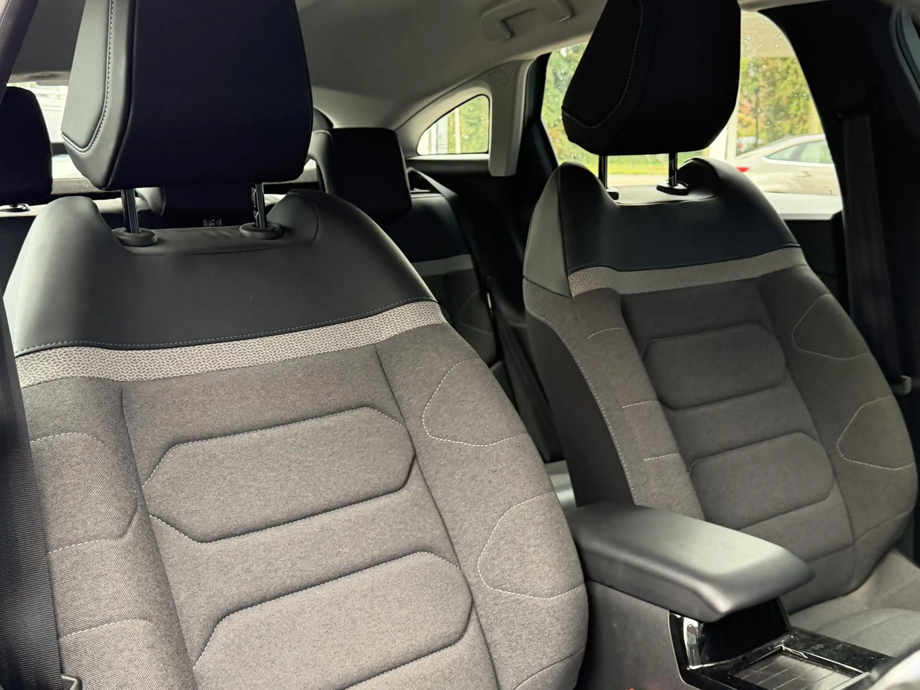Citroen E-C4 Electric Feel Pack 50 kWh | Navigatie | Apple Carplay/Andro — photo 9