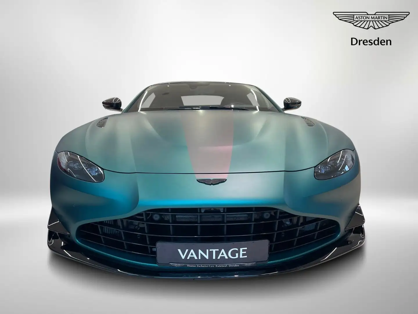 Aston Martin V8 F1 Edition Зелений - 2