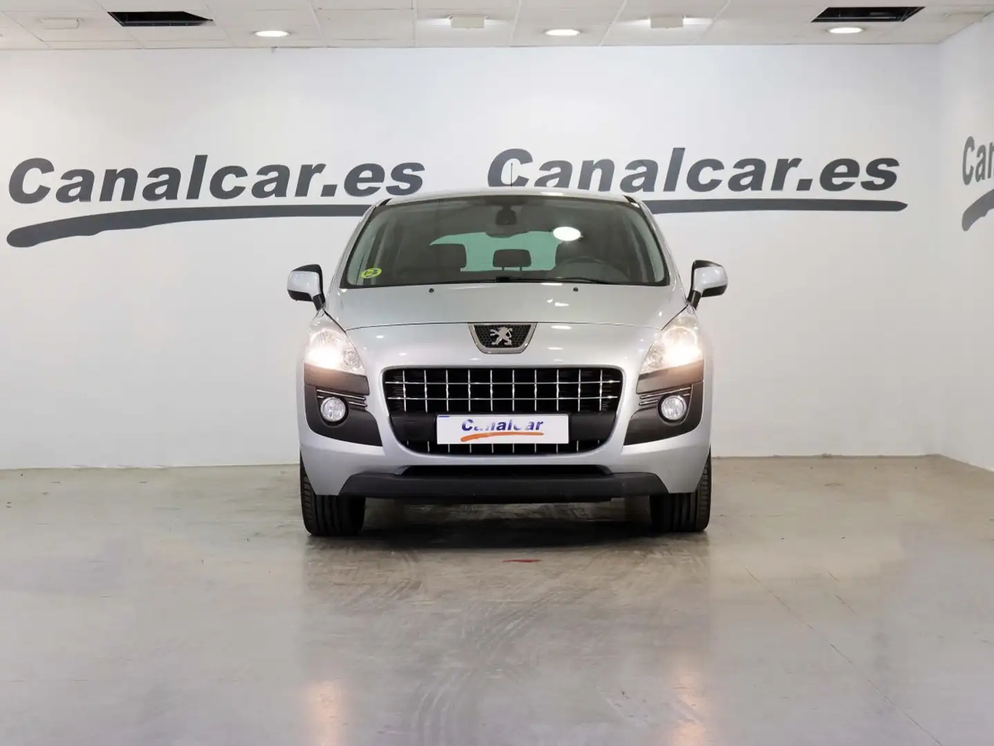 Peugeot 3008 1.6HDI Blue Lion Active CMP 115 Gris - 2
