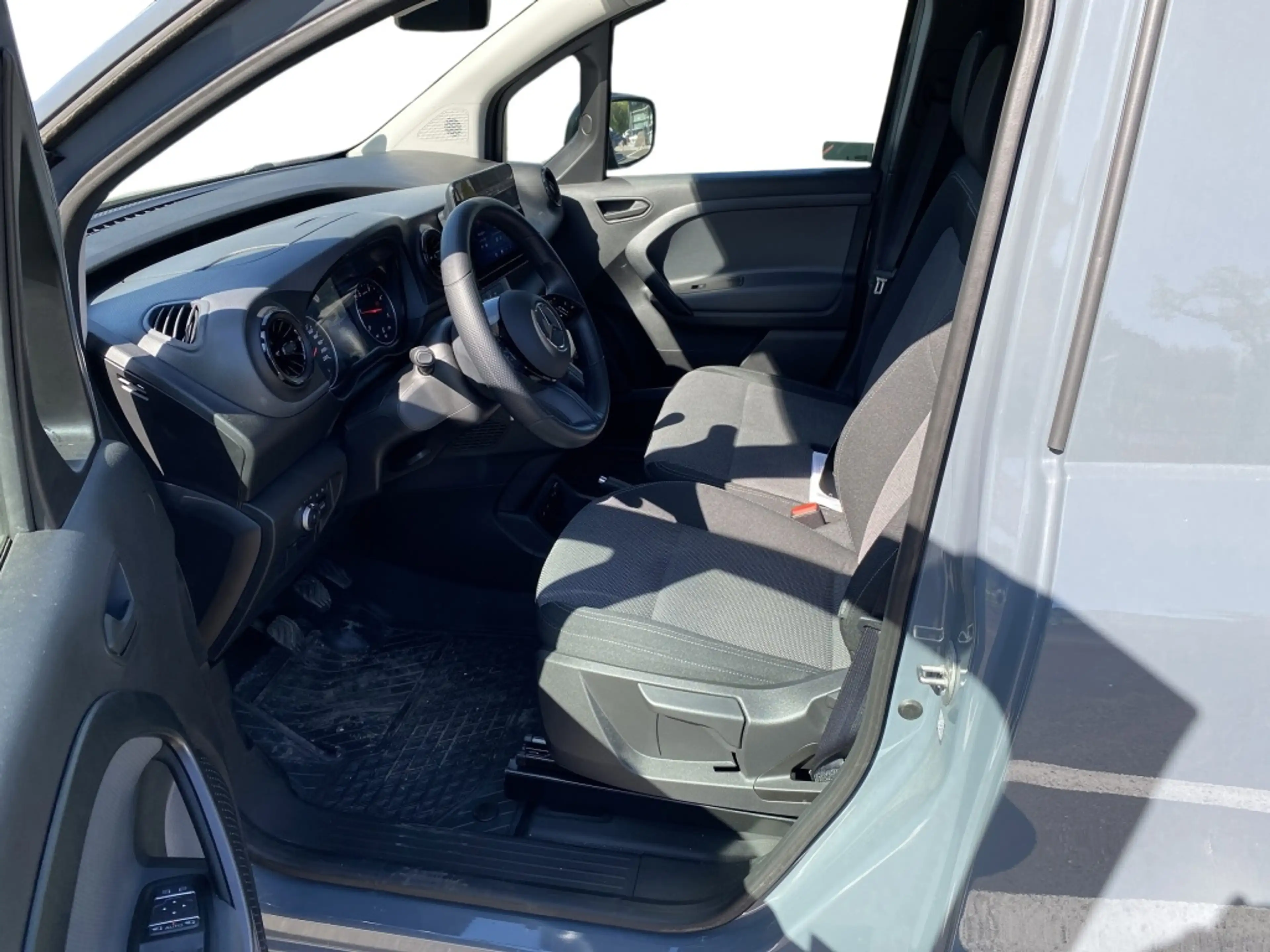 Mercedes-Benz Citan 112 CDI Kasten PRO Standard Fernlichtass. — photo 9