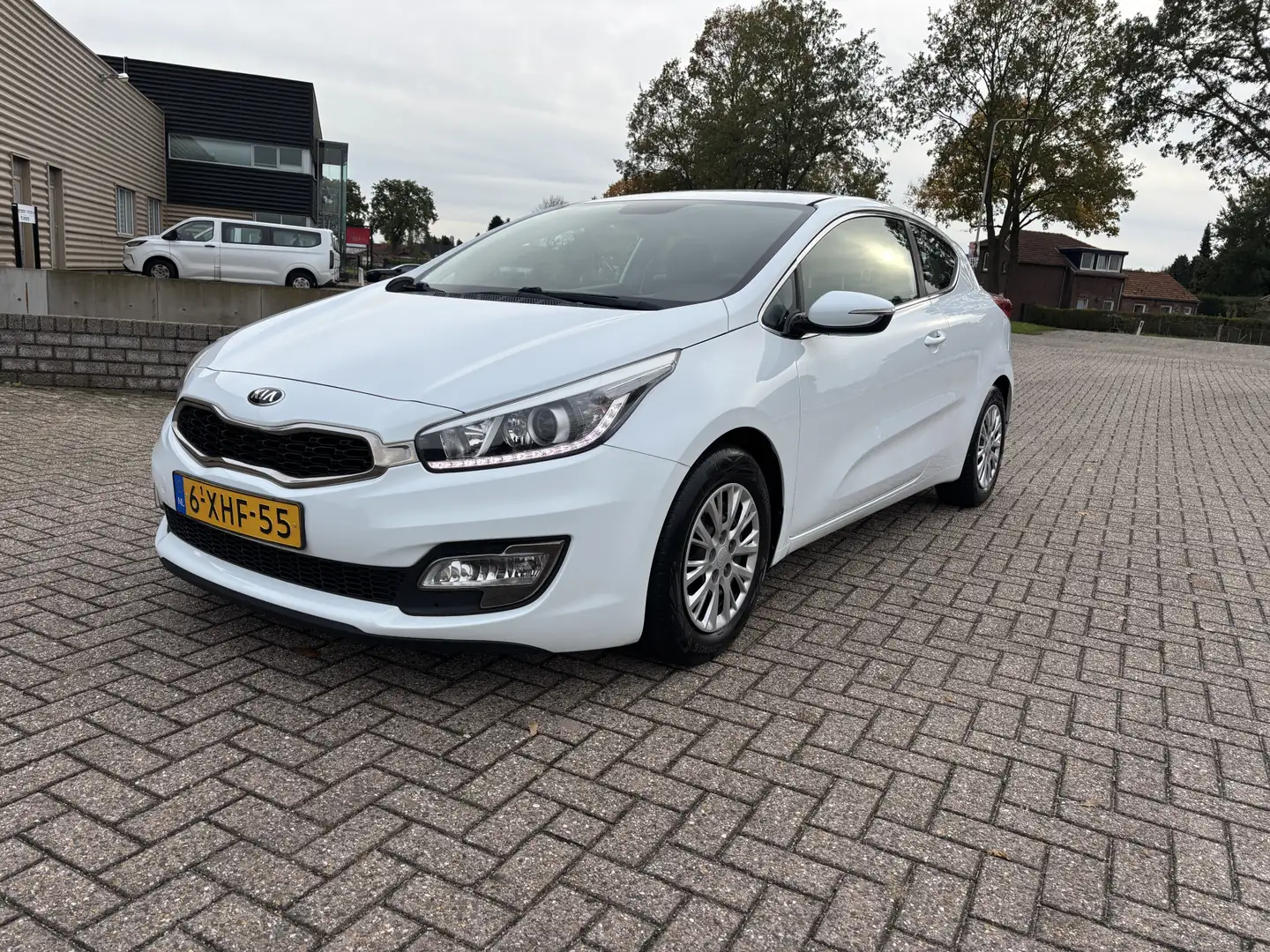 Kia ProCeed / pro_cee'd 1.6 GDI 20th Anniversary [ Fm navi,airco,audio,cru Blanc - 1