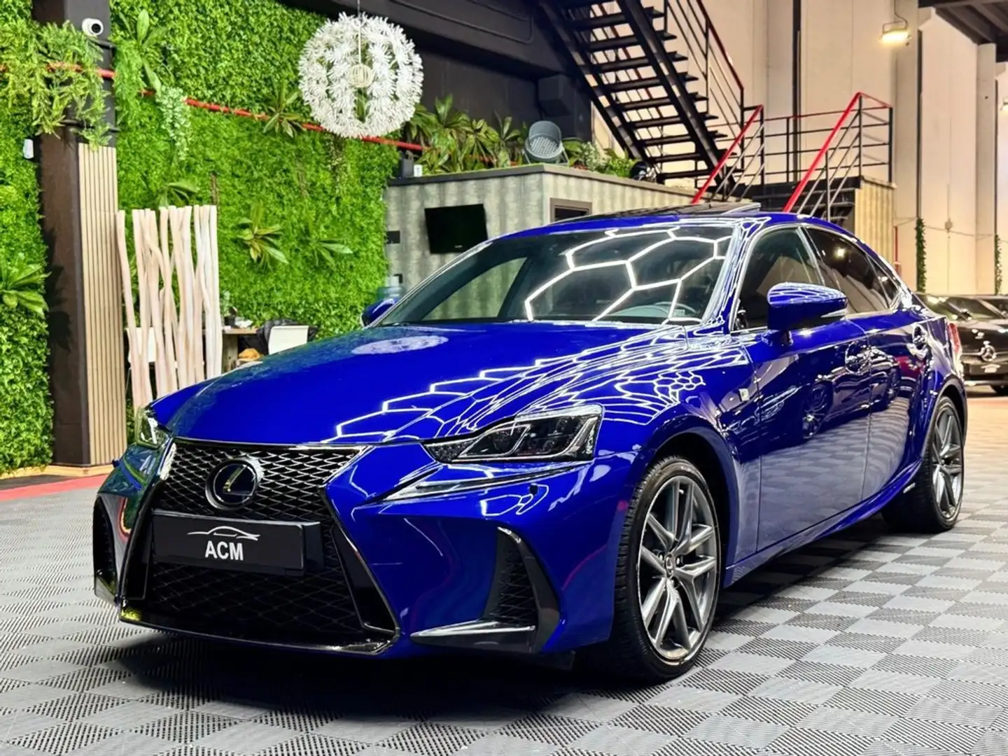 Lexus IS 300 300h F-Sport Cuero Blau - 1