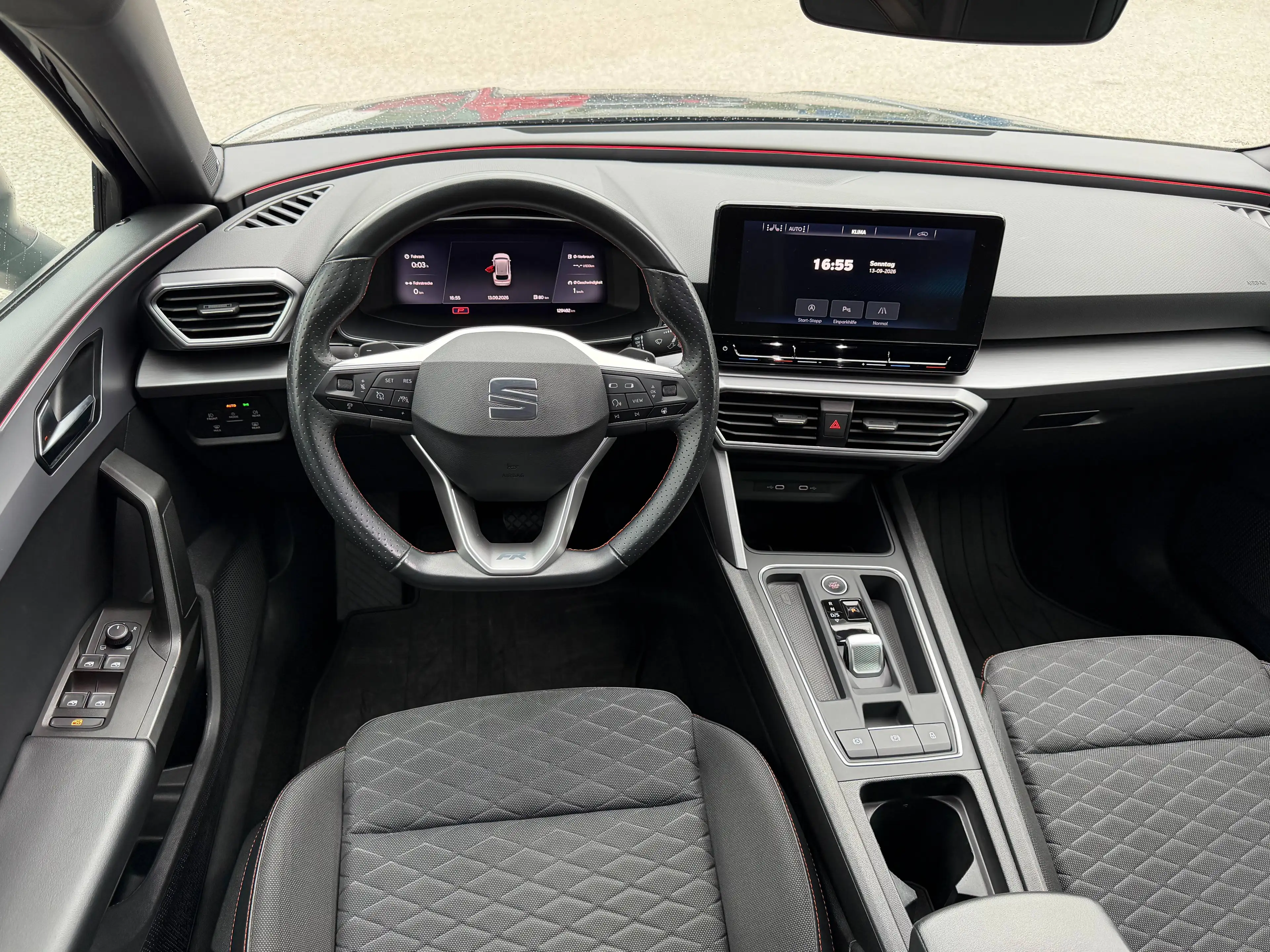 SEAT Leon FR  1 Besitz — photo 11
