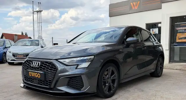 Audi A3 view 6
