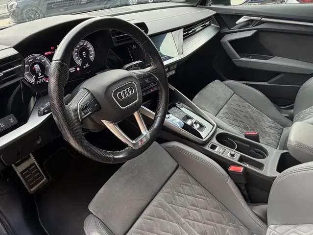 Audi A3 view 9