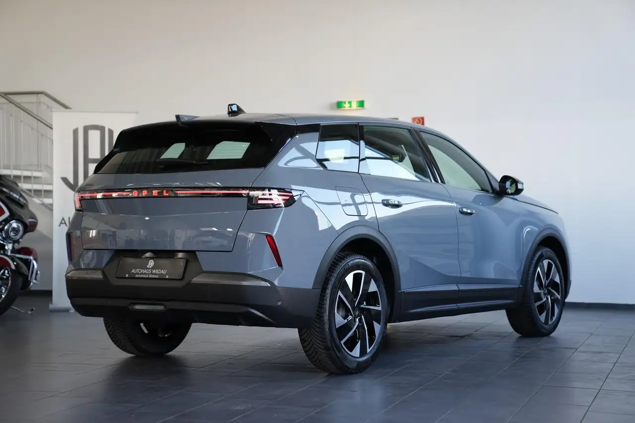 Opel Grandland 1.2 48V Mild- Hybrid 107 kW Edition 6