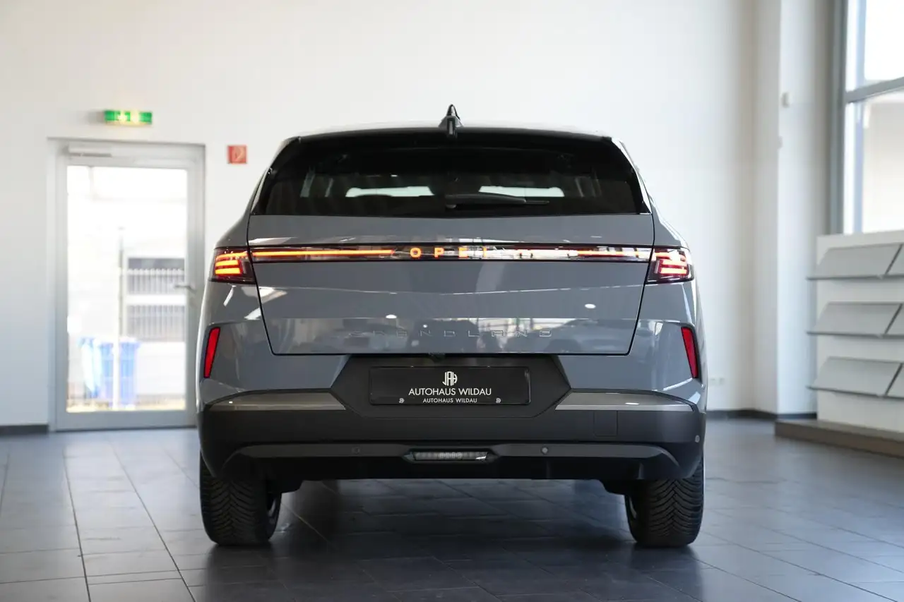 Opel Grandland 1.2 48V Mild- Hybrid 107 kW Edition 7
