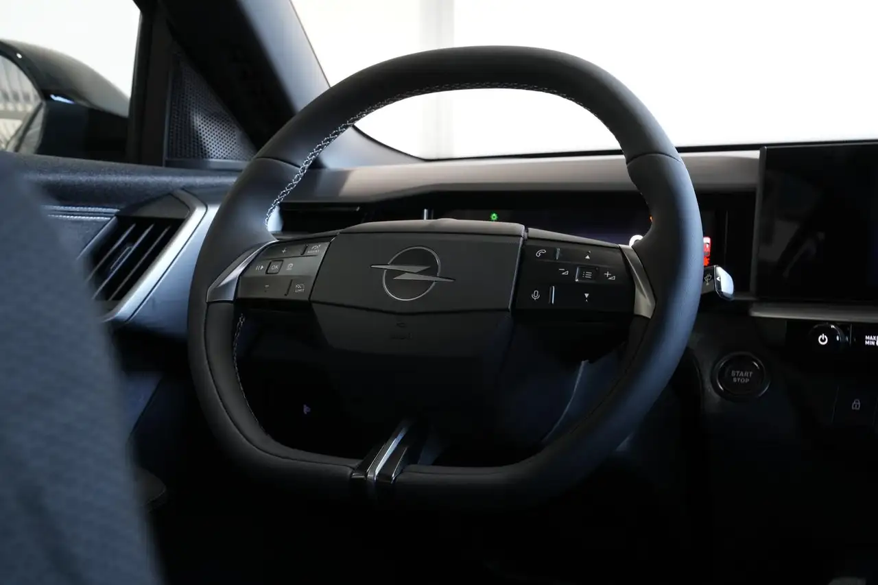 Opel Grandland 1.2 48V Mild- Hybrid 107 kW Edition 21