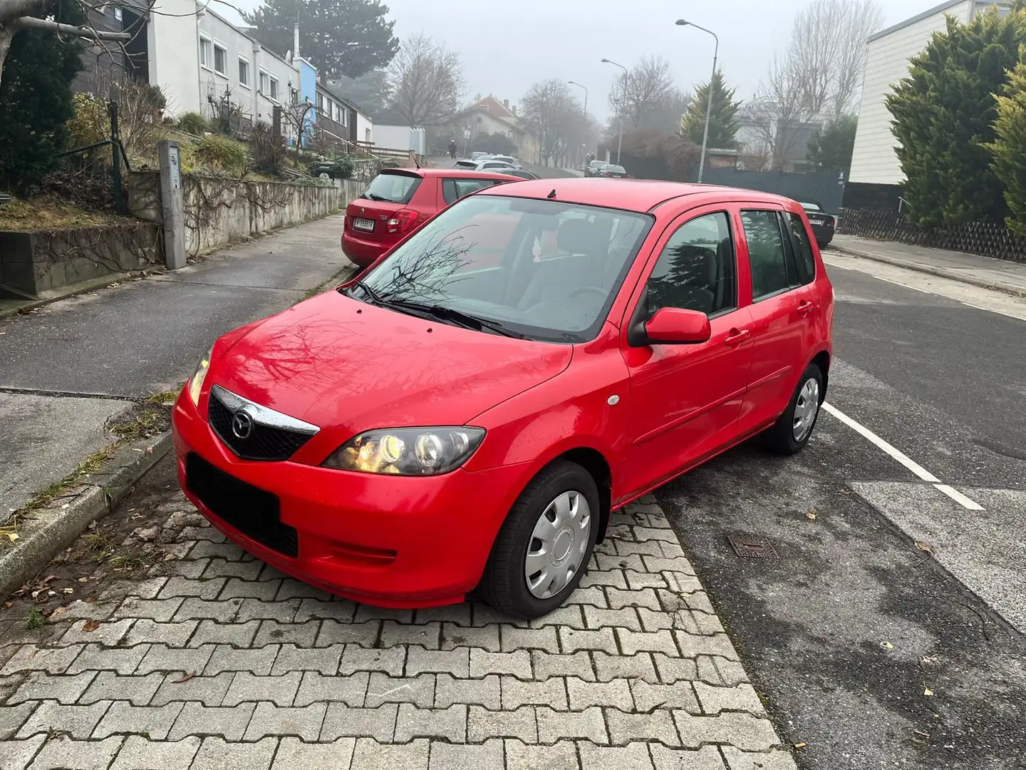 Mazda 2 Neues Pickerl bis 07/26+04 - 2