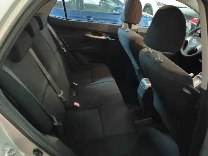 Toyota Auris 2010, foto 44