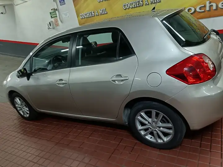 Toyota Auris 2010, foto 23