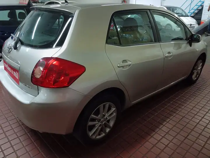 Toyota Auris 2010, foto 42