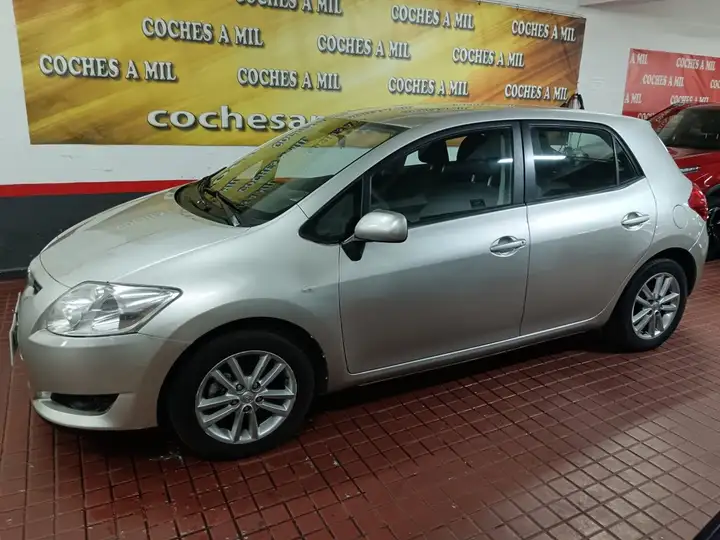 Toyota Auris 2010, foto 21