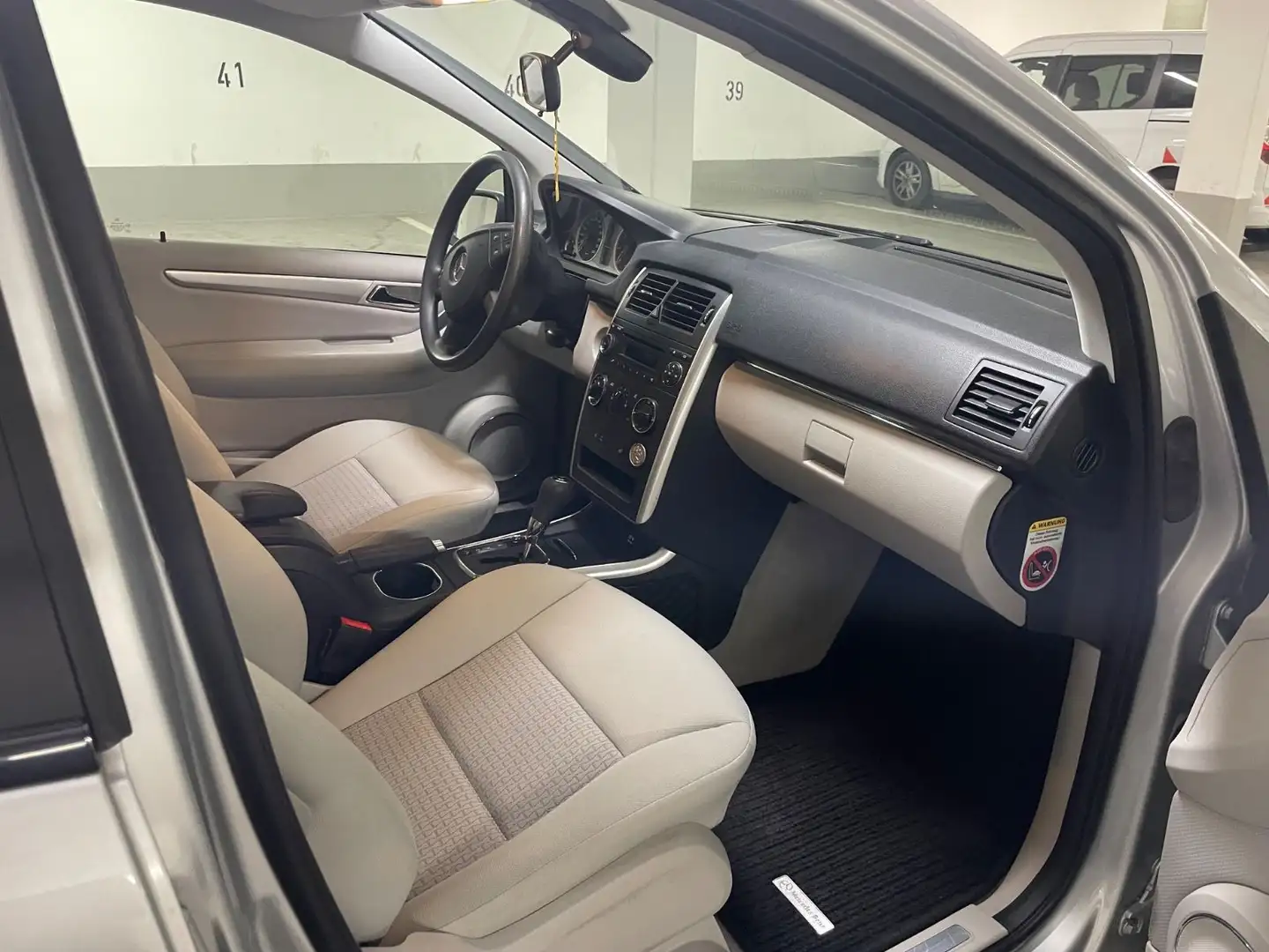 Mercedes-Benz B 150 Zilver - 2