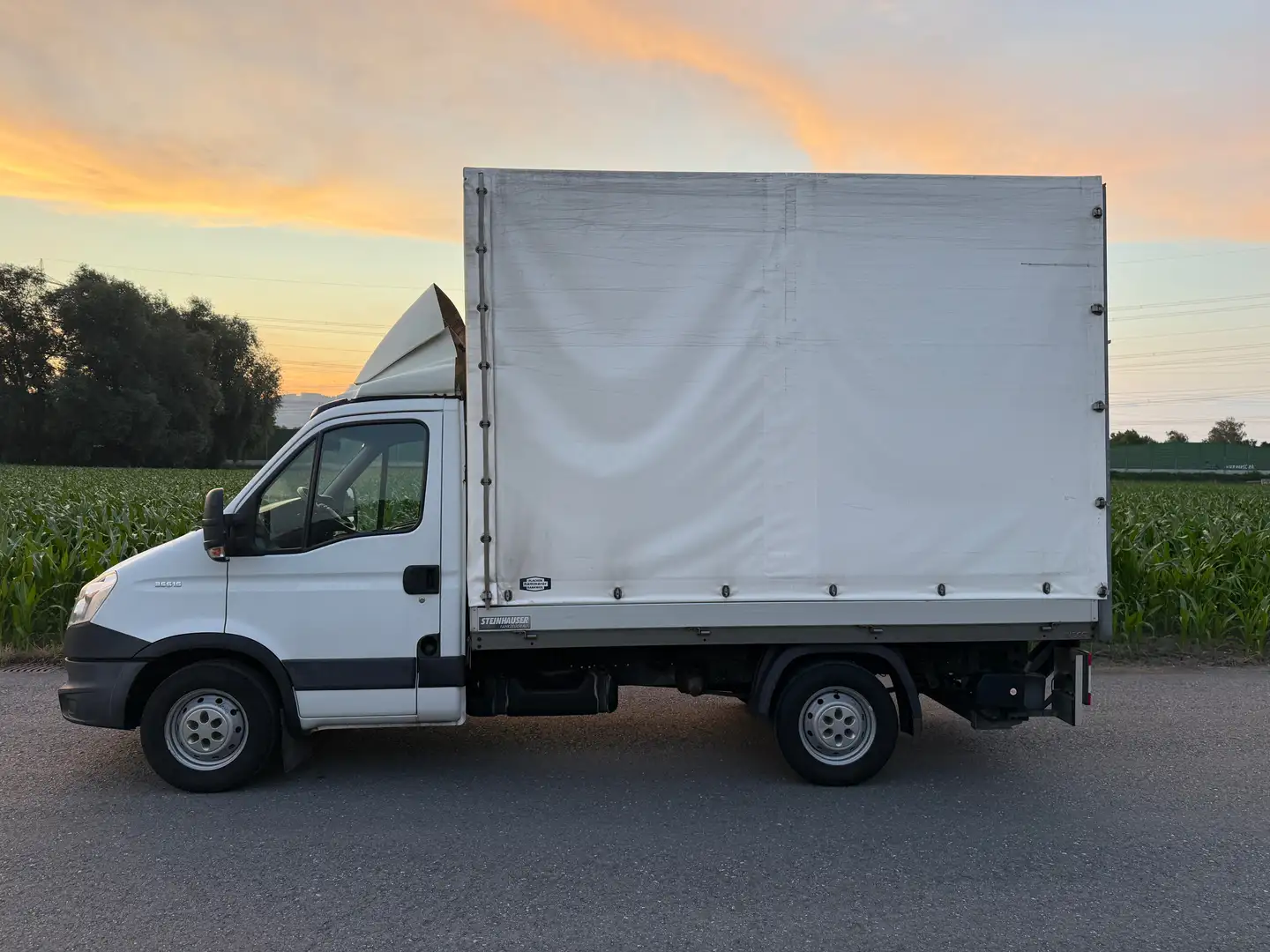 Iveco Daily 35S15 Weiß - 2