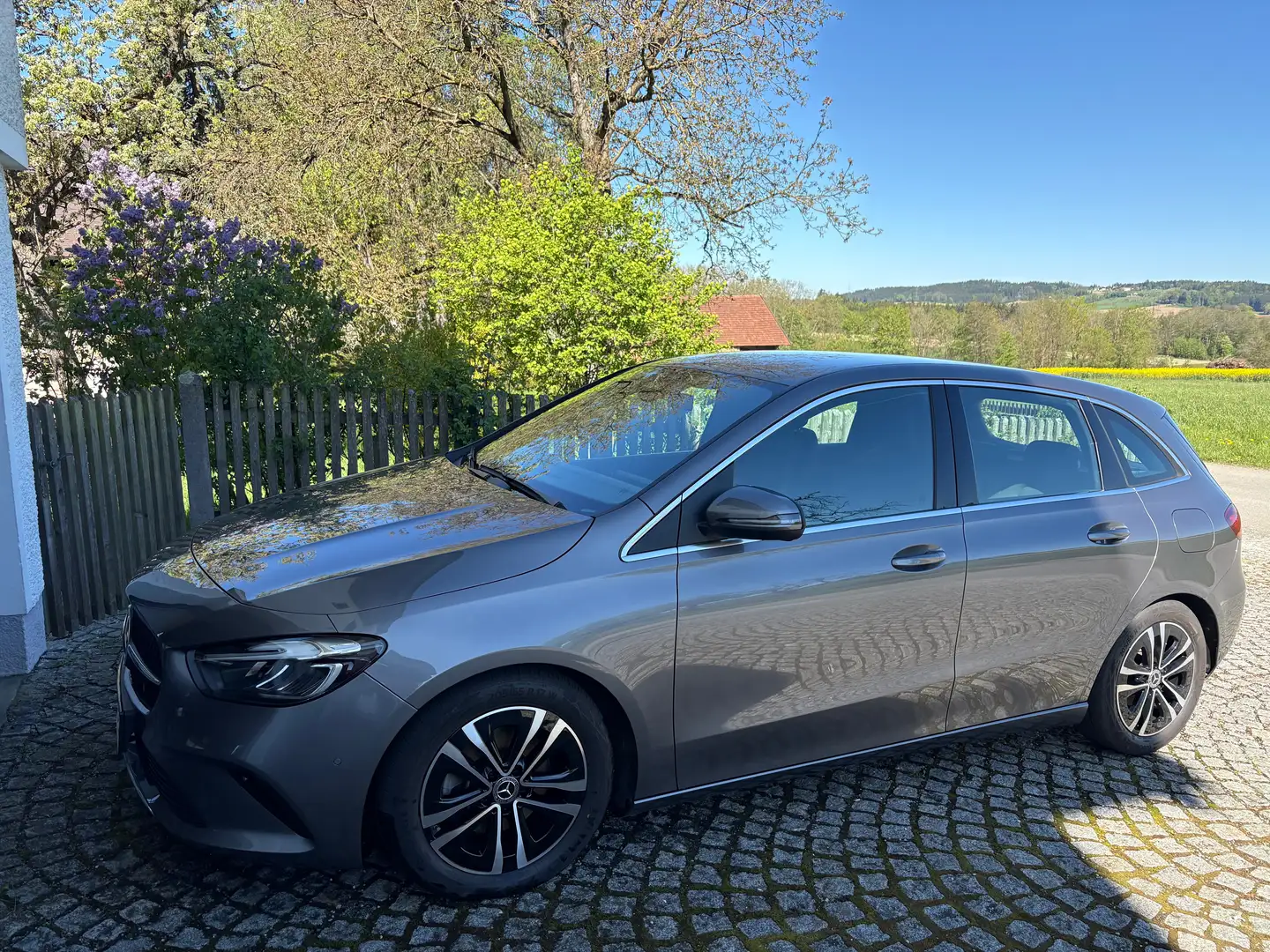Mercedes-Benz B 180 B 180 d Aut. Grau - 1