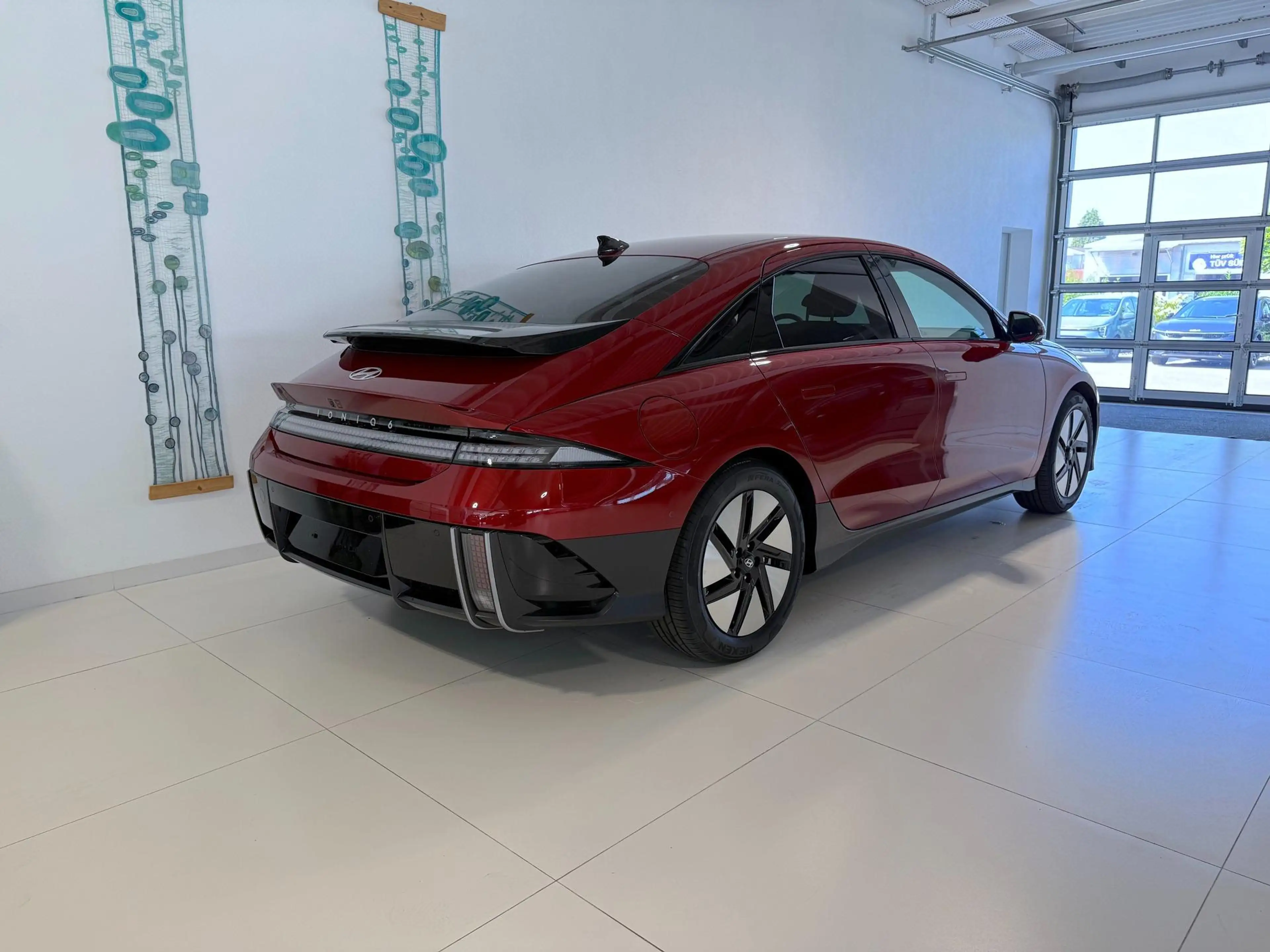 Hyundai IONIQ Top Line Long Range 77,4 kWh 4WD 239 kW (325 PS... — photo 5